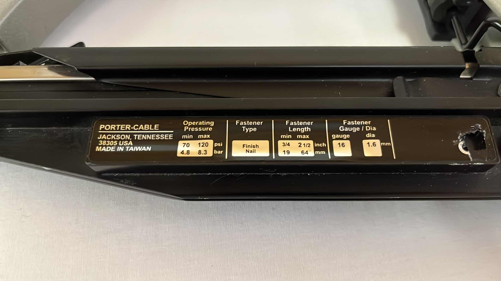 Photo 1 of PORTER CABLE 16 GAUGE FINISH NAILER MODEL FN250B