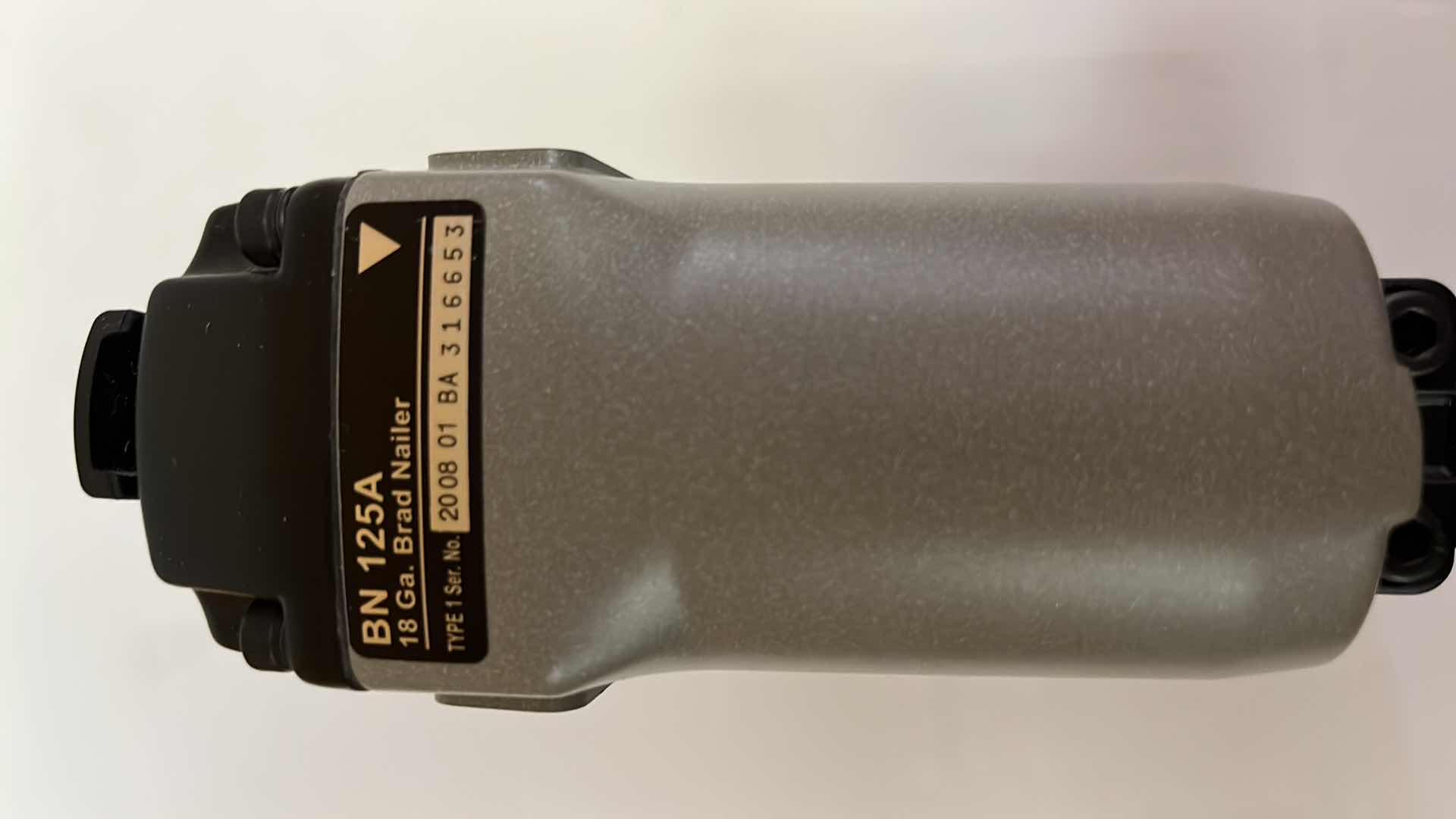 Photo 4 of PORTER CABLE 18 GAUGE BRAD NAILER MODEL BN125A