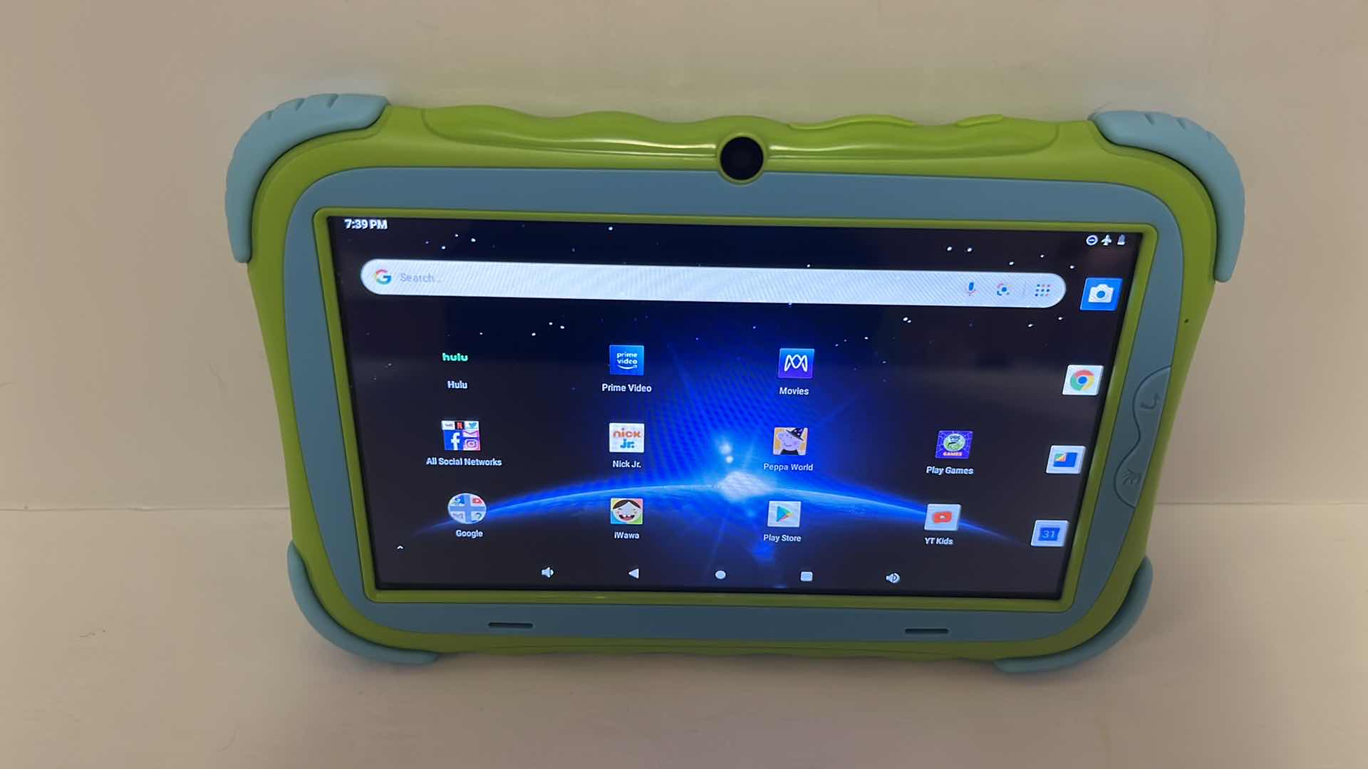 Photo 1 of iRULU 7” KIDS ANDROID TABLET W MICRO USB CORD MODEL Y57