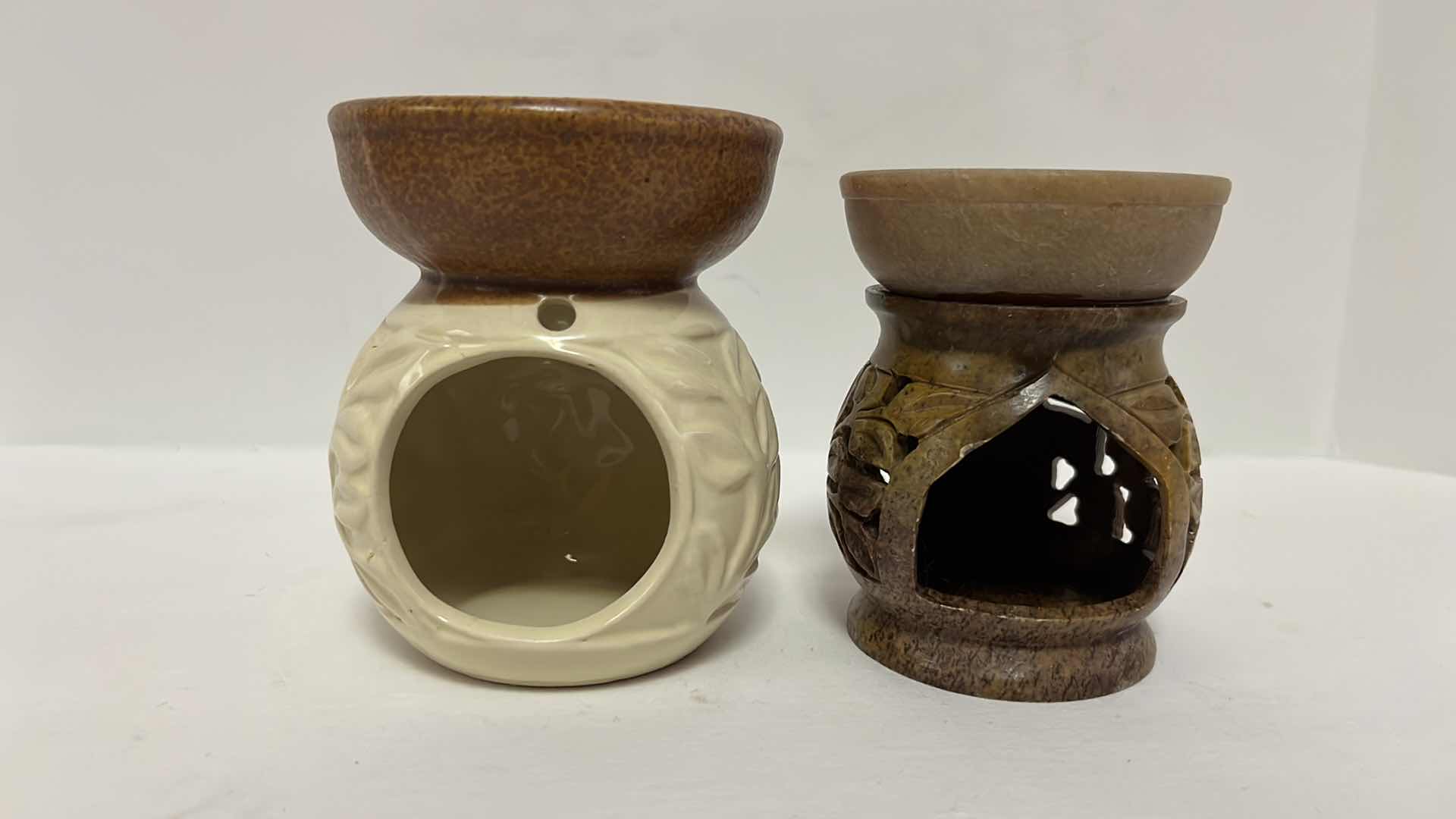 Photo 1 of TEALIGHT WAX WARMERS (2) & DECORATIVE MIRROR 16.75”