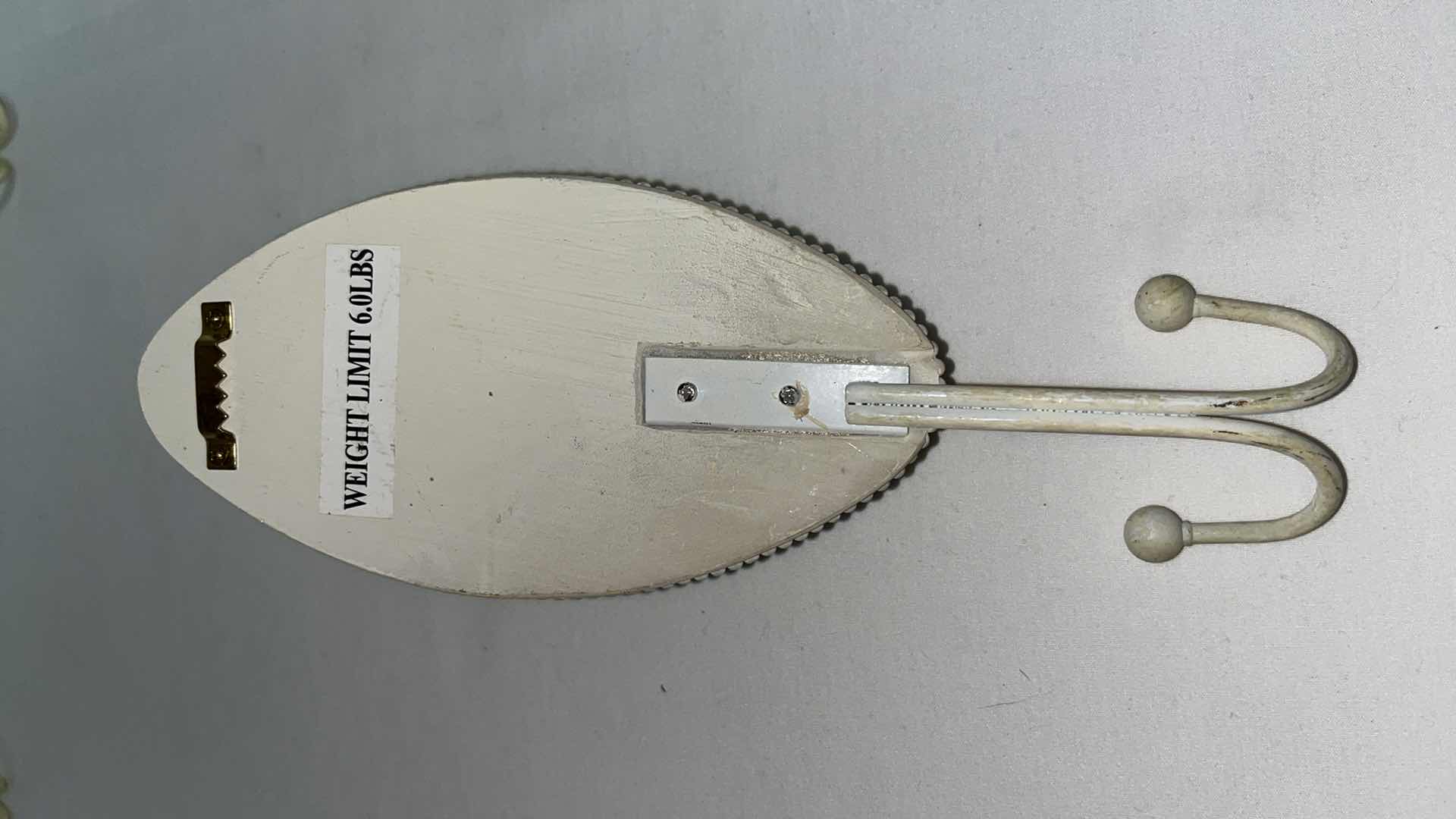 Photo 1 of DECORATIVE ORNATE DOOR KNOB WALL HOOKS 3” X 8.5” (3)