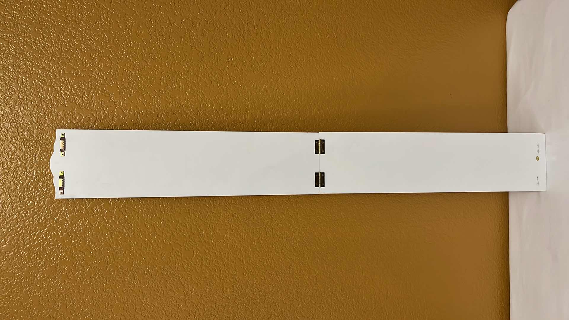 Photo 6 of CHILDREN’S HEIGHT CHART & LOOK WHAT I MADE ART DISPLAY W CLIPS