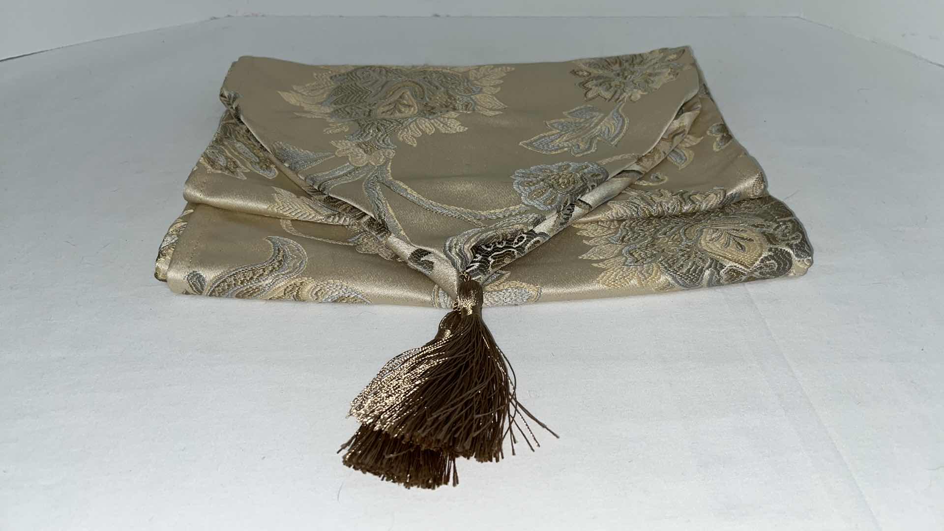 Photo 1 of TABLE RUNNERS, PLACE MATS & CURTAINS