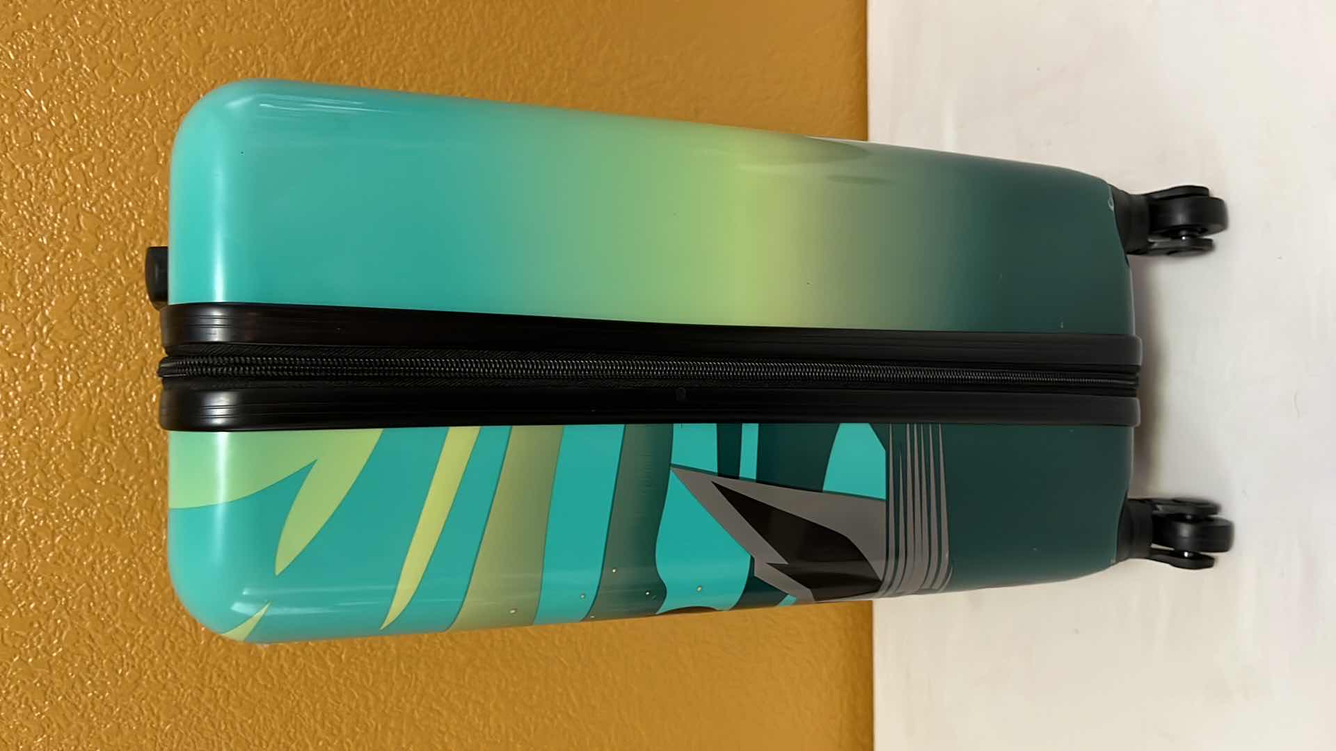 Photo 4 of DISNEY STAR WARS THE MANDALORIAN GROGU 21” HARDSIDE SPINNER SUITCASE