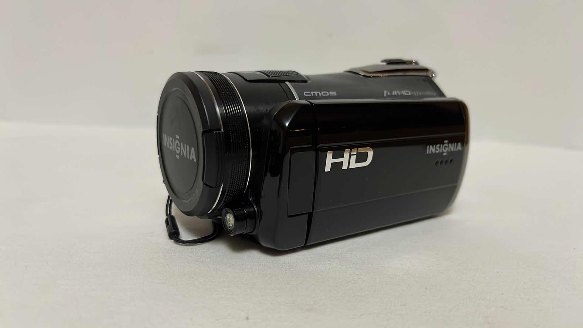 Photo 1 of INSIGNIA HIGH-DEFINITION 10.0MP BLACK CAMCORDER W 3” TFT-LCD TOUCH SCREEN MODEL NS-DV111080F