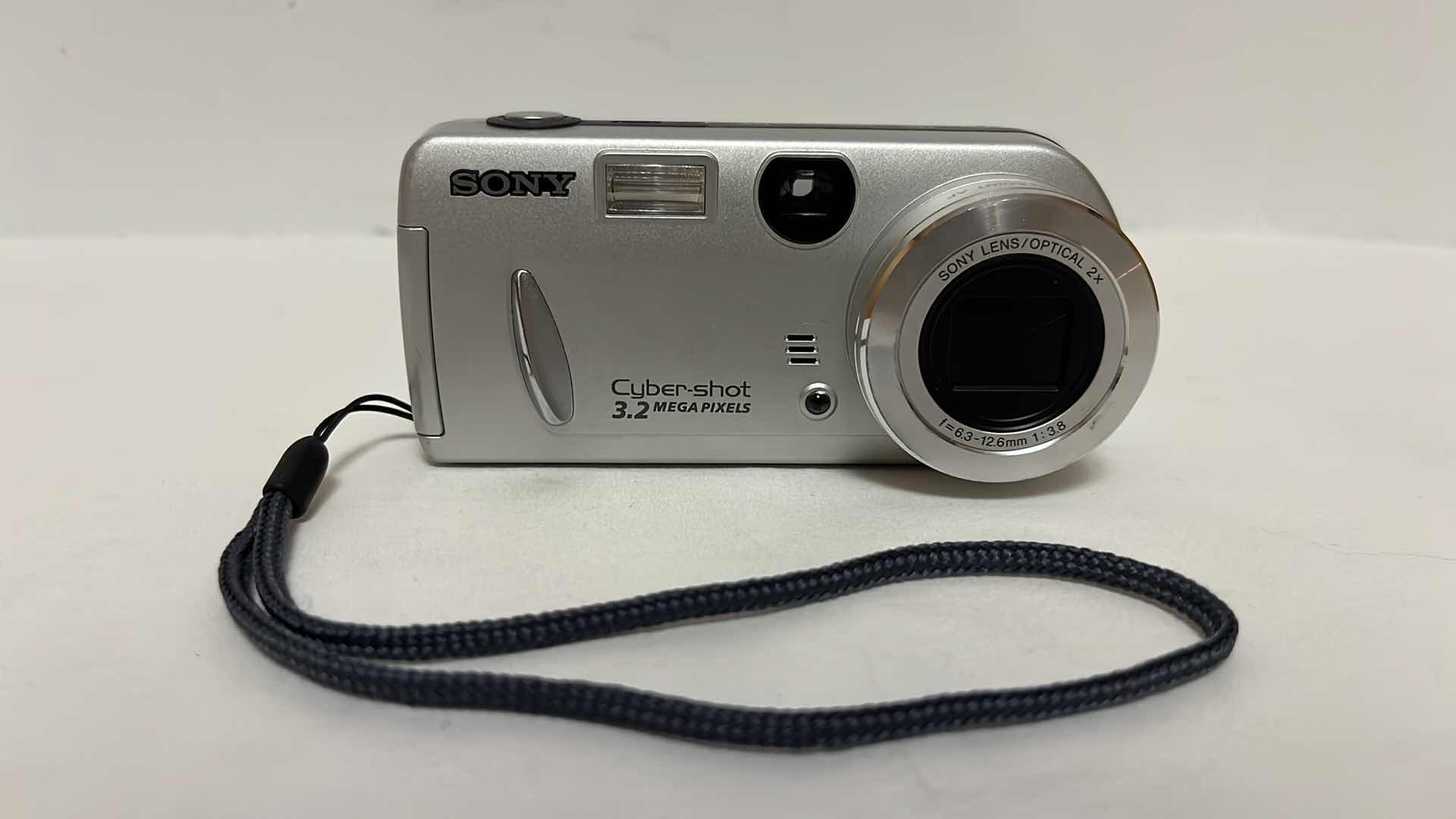 Photo 1 of SONY CYBER-SHOT 3.2 MEGA PIXEL DIGITAL STILL CAMERA MODEL DSC-P52