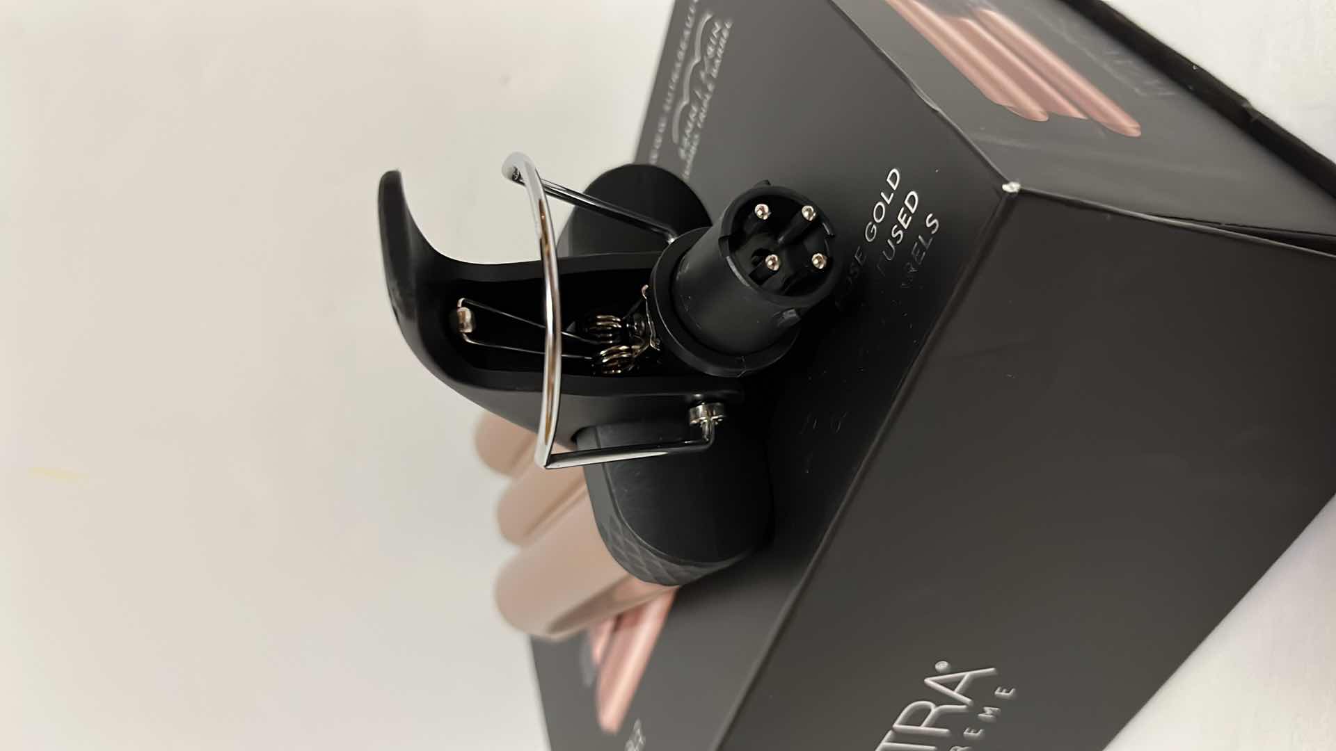 Photo 1 of NEW SUTRA SUPREME INTERCHANGEABLE WAVER, JUMBO TRIPLE BARREL 7/8” ROSE GOLD TOURMALINE INFUSED CERAMIC BARRELS MODEL 50C3CR-B39