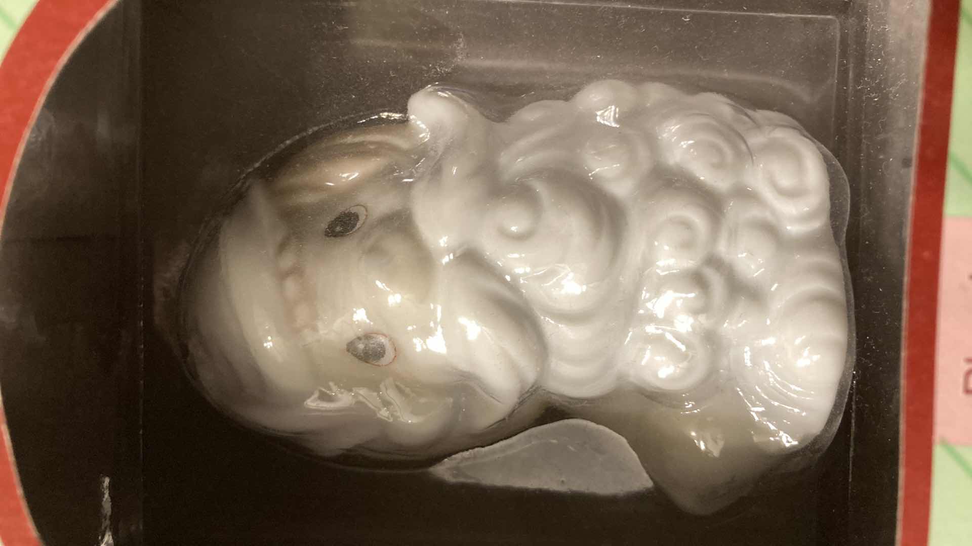 Photo 1 of NEW PRECIOUS MOMENTS PORCELAIN HOLIDAY NIGHT LIGHT