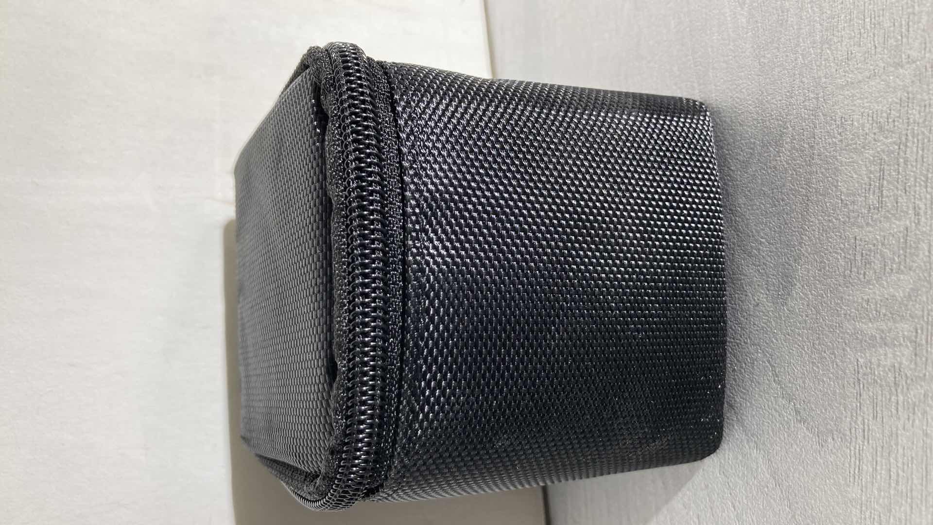 Photo 1 of NEW CAVIX PHOTOGRAPHY TRIPOD TRI-WHEEL BASE MODEL LP-64