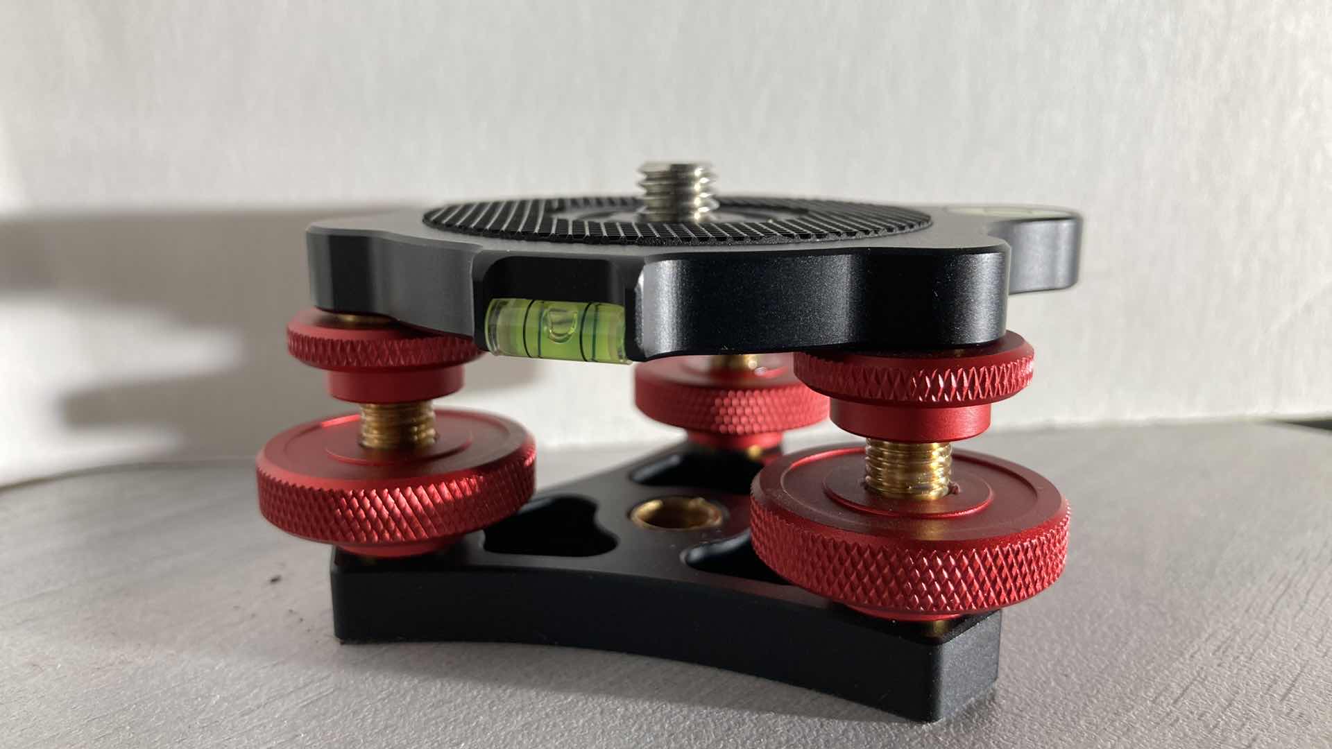 Photo 1 of NEW CAVIX PHOTOGRAPHY TRIPOD TRI-WHEEL BASE MODEL LP-64