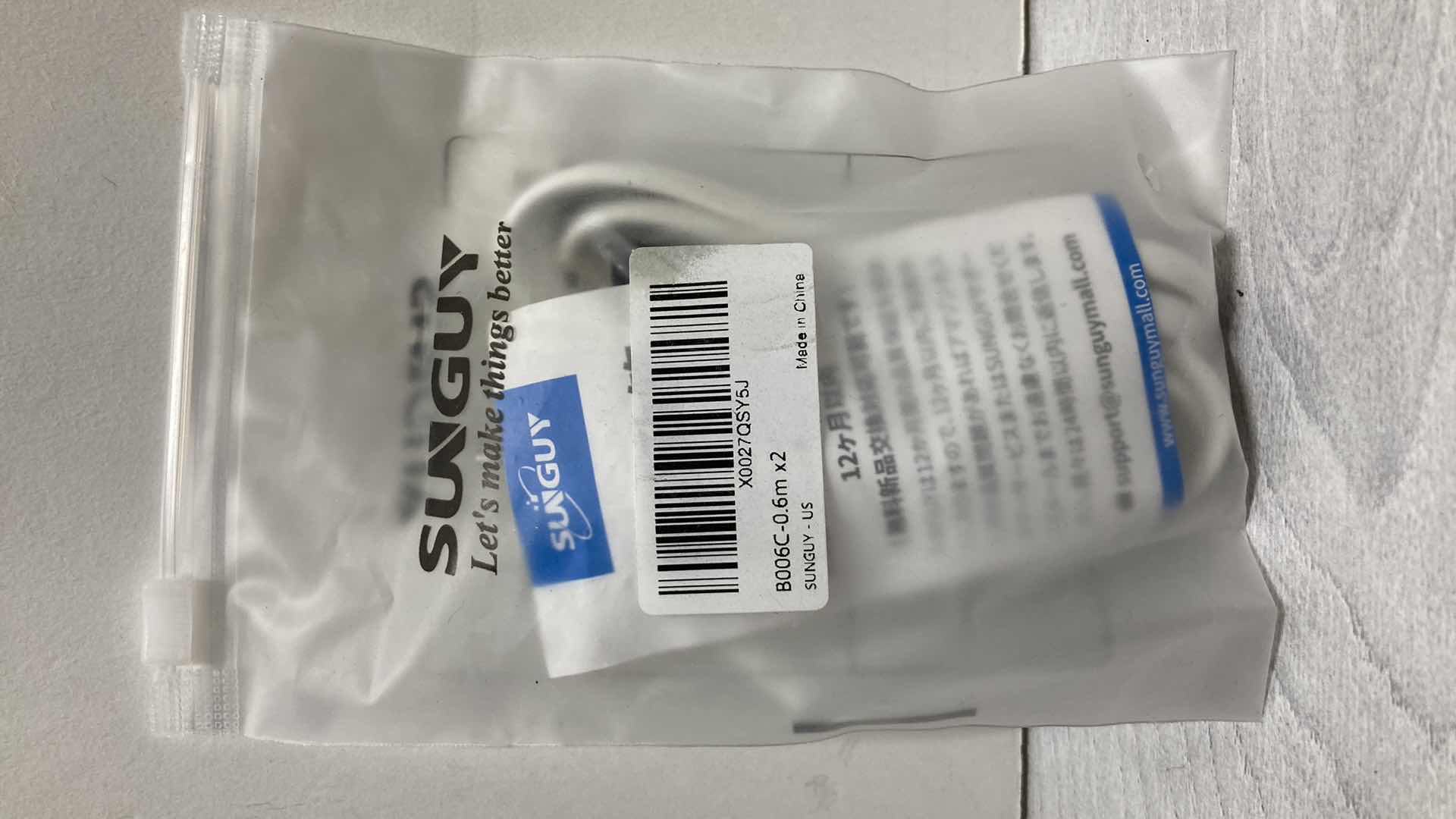 Photo 1 of NEW SUNGUY USB TYPE C CORDS 2PK (5)