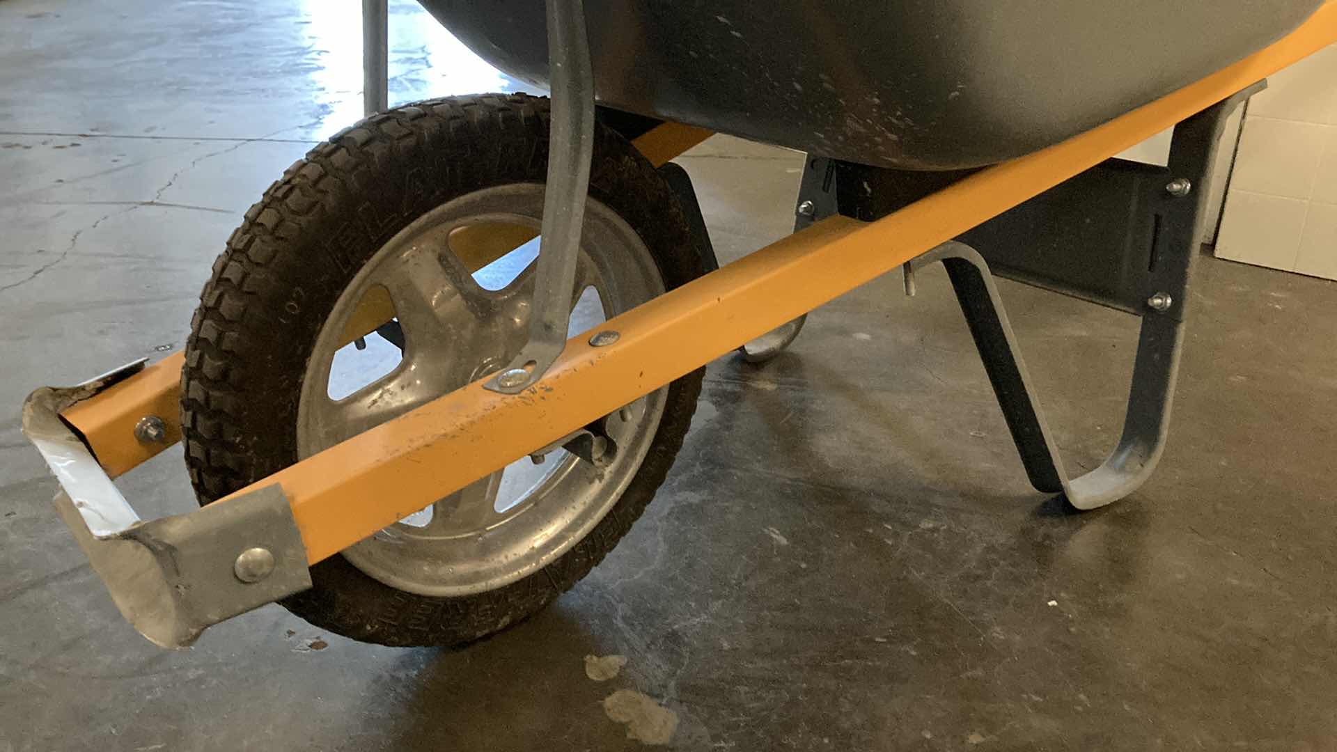 Photo 1 of TRUE TEMPER TIRE NEVER FLAT WHEEL BARREL 62” X 25” H27”