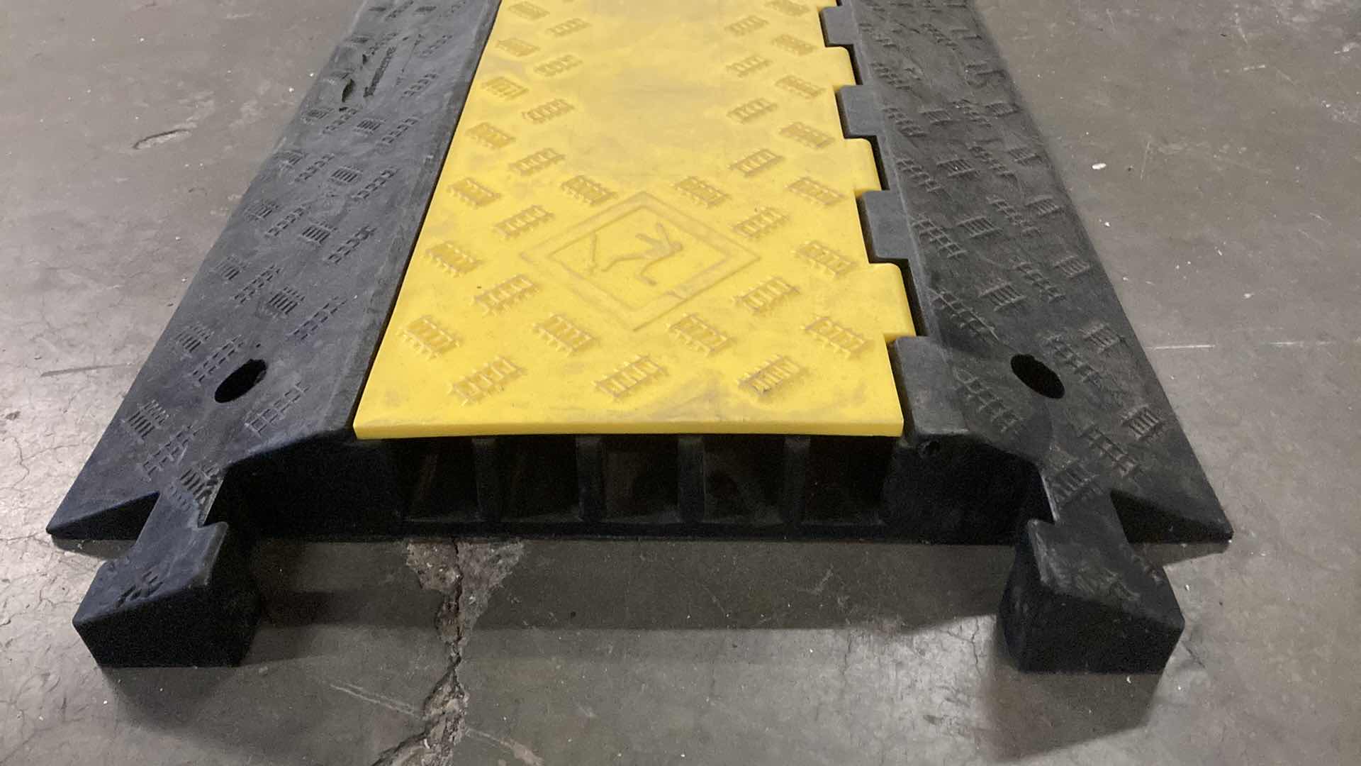 Photo 1 of ELECTRIDUCT 5 CHANNEL RUBBER CABLE PROTECTOR 38.25” X 24” H3”