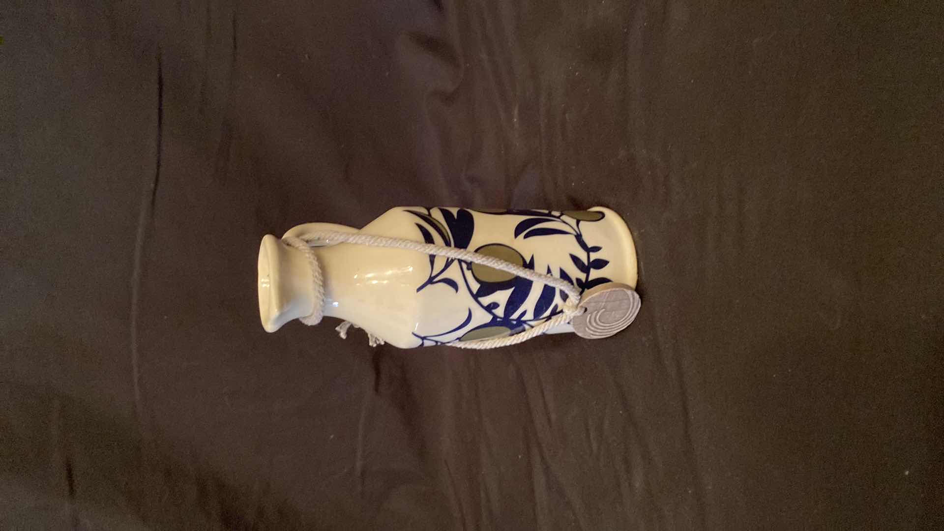 Photo 1 of OIL SERVER