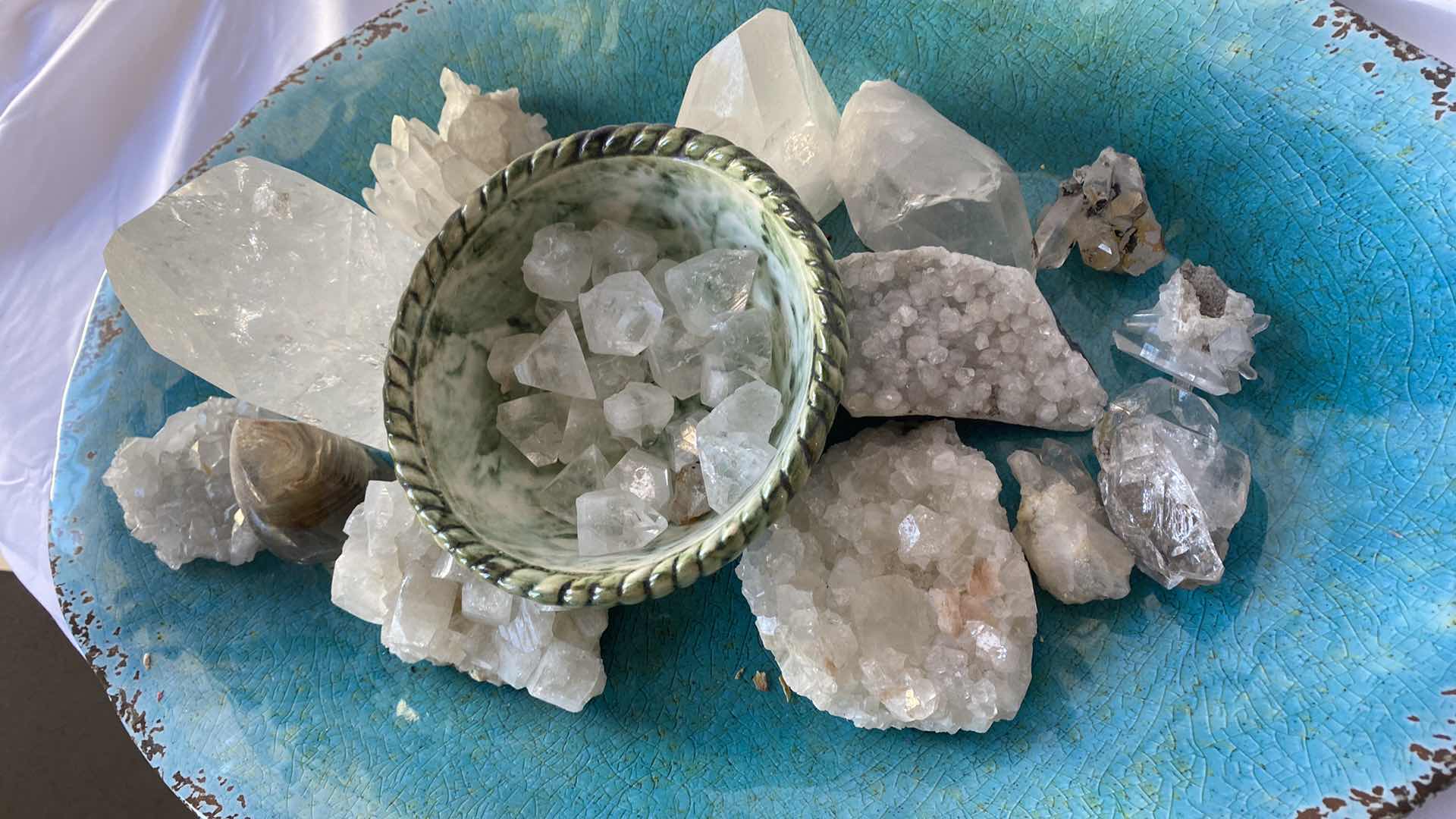 Photo 1 of VARIETY OF CLEAR QUARTZ CRYSTALS
