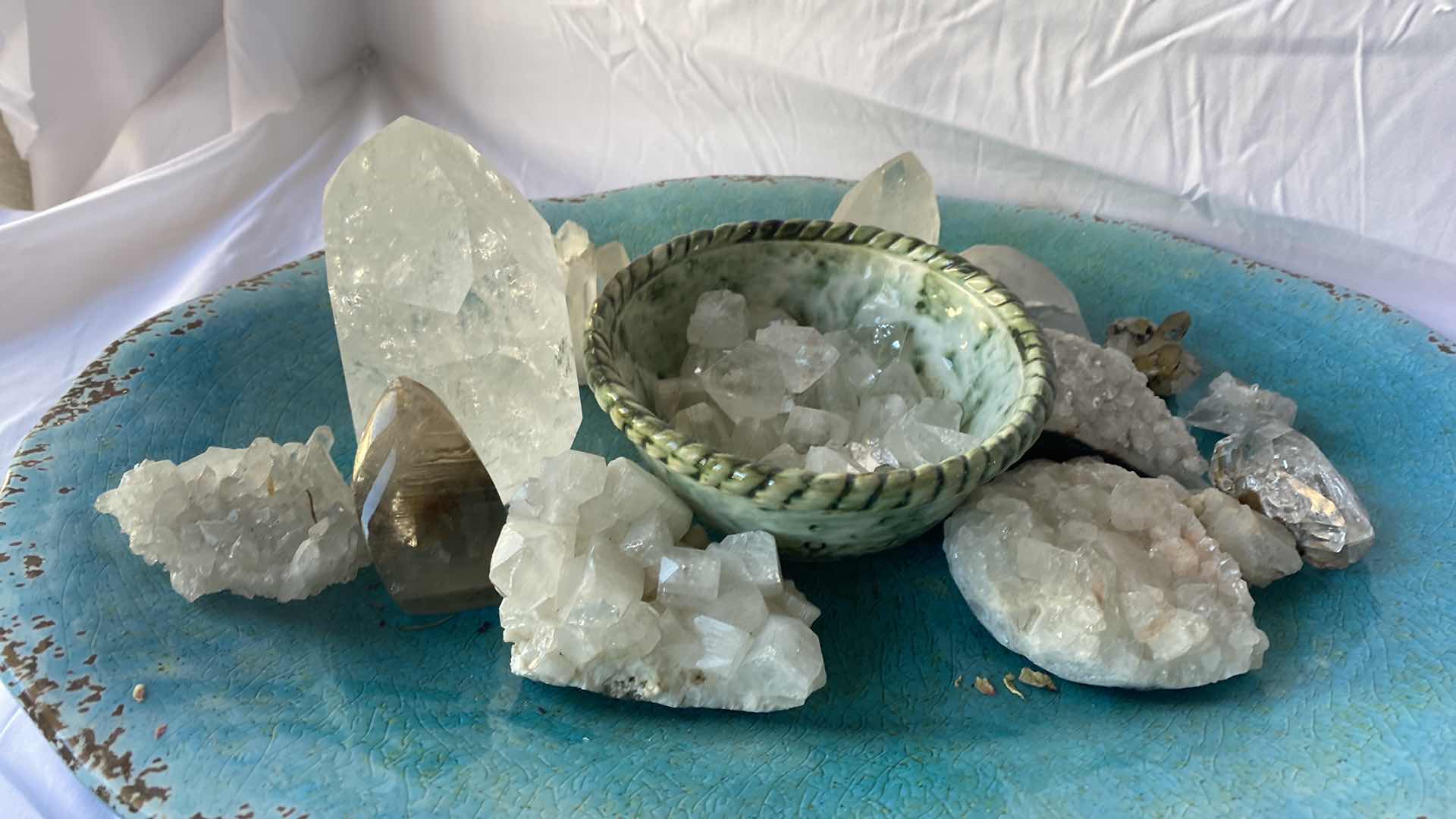 Photo 1 of VARIETY OF CLEAR QUARTZ CRYSTALS
