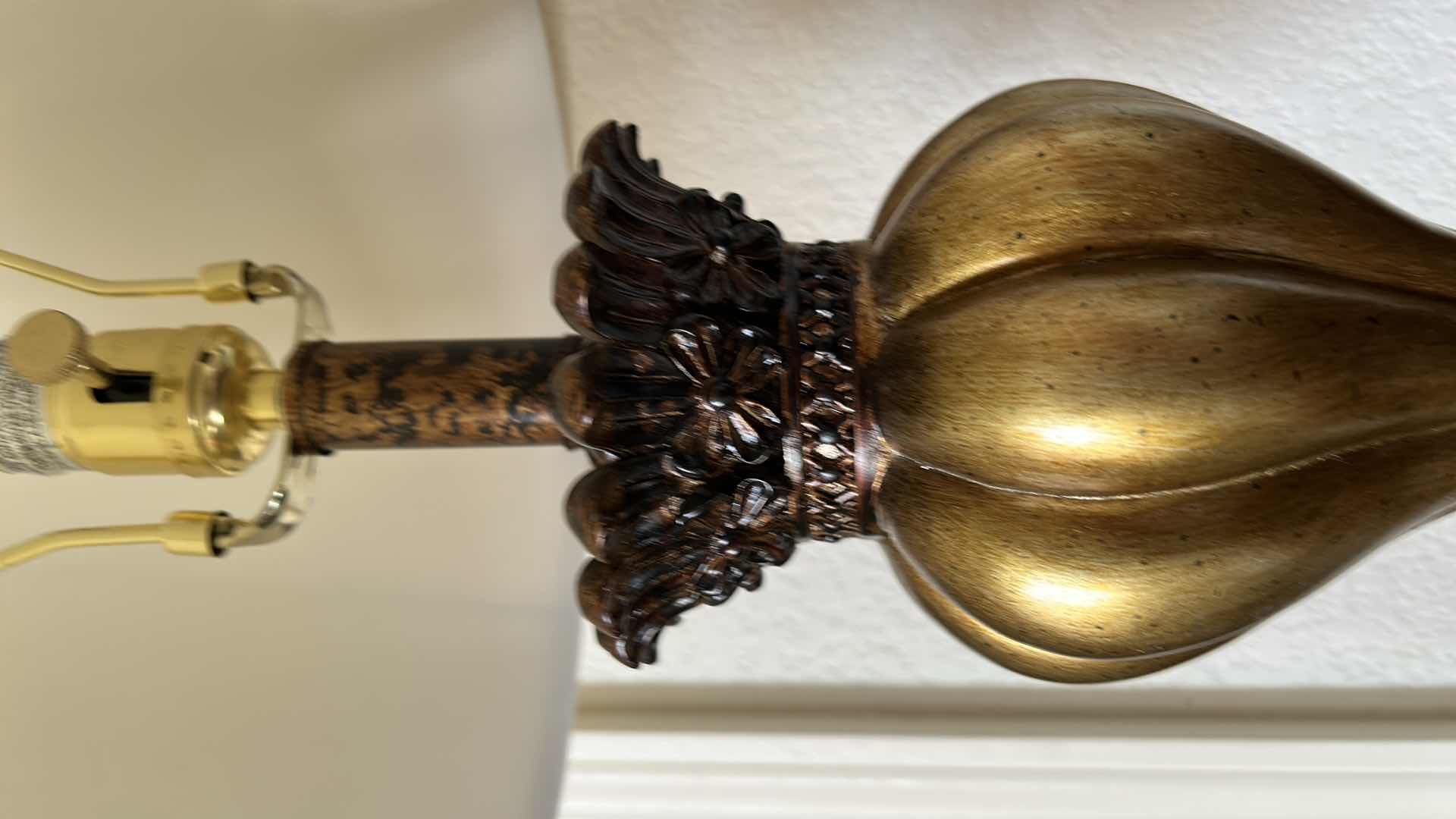 Photo 1 of VINTAGE TABLE LAMP