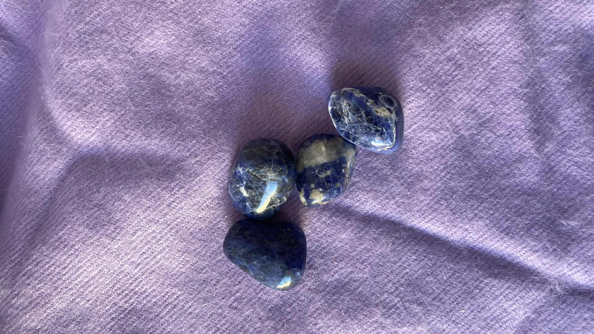 Photo 1 of SODALITE STONES