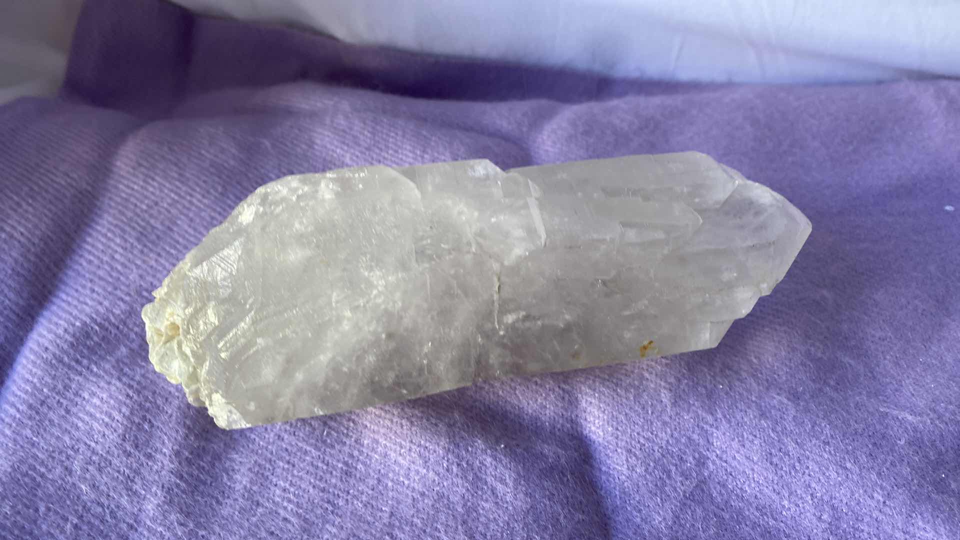 Photo 1 of CLEAR QUARTZ STONE