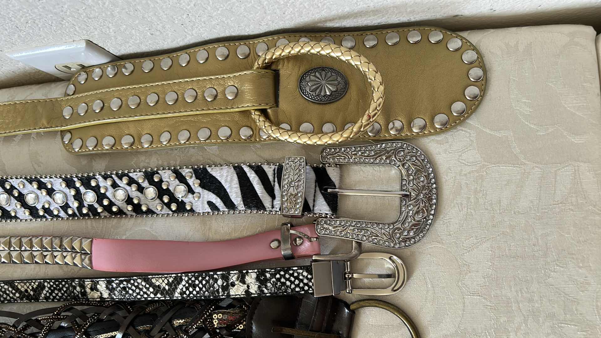 Photo 1 of 9 BELTS IN VARIOUS COLORS AND STYLES