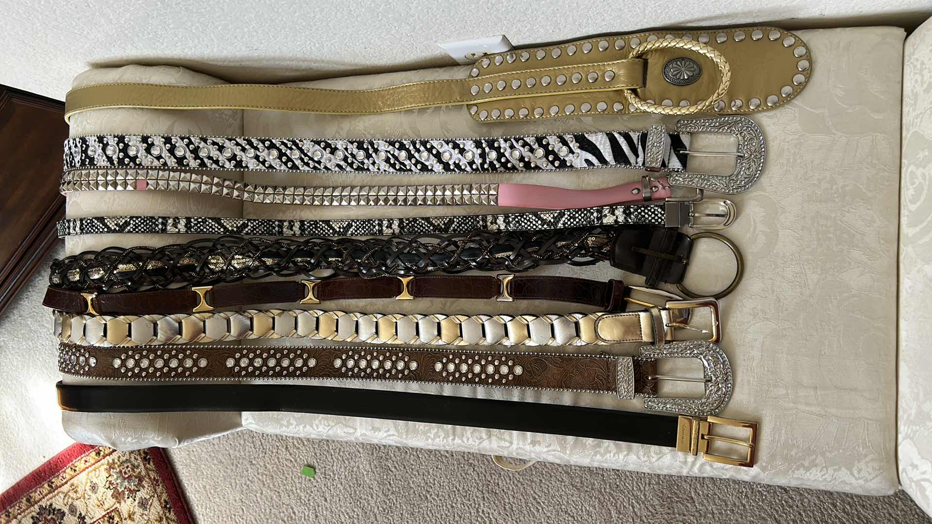 Photo 1 of 9 BELTS IN VARIOUS COLORS AND STYLES