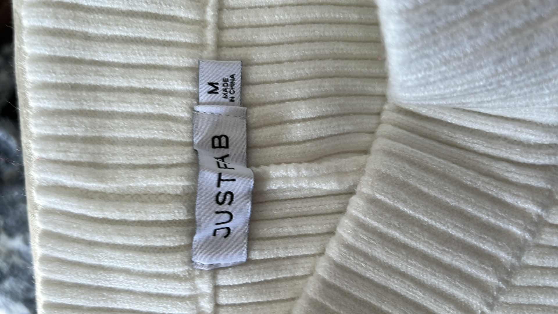 Photo 1 of NEW JUSTFAB ANKLE LENGTH RIBBED PANTS IN CREAM COLOR - SIZE M