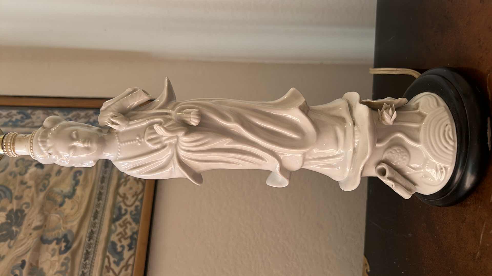 Photo 1 of VINTAGE ORIENTAL STYLE LAMP