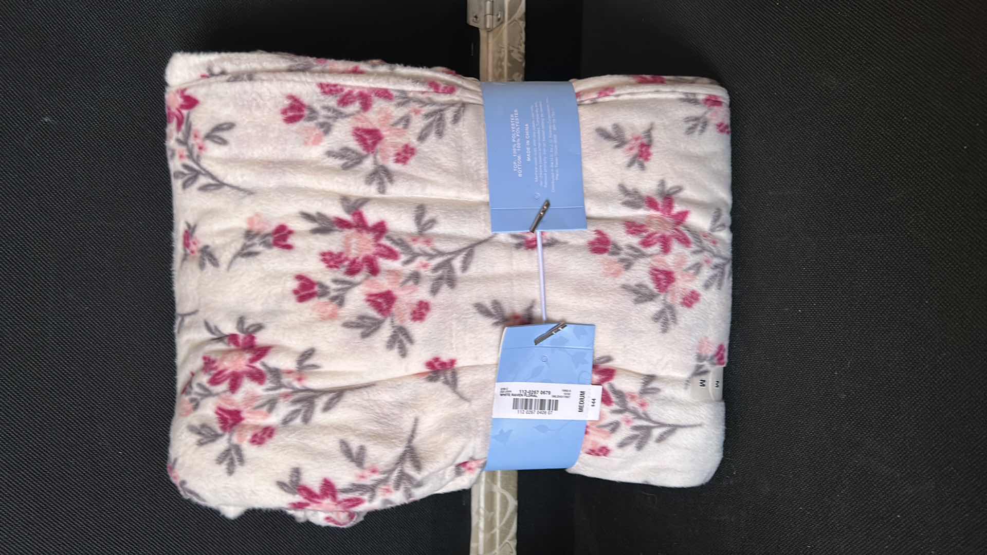 Photo 1 of ADONNA TWO PIECE SLEEP SET - SIZE M