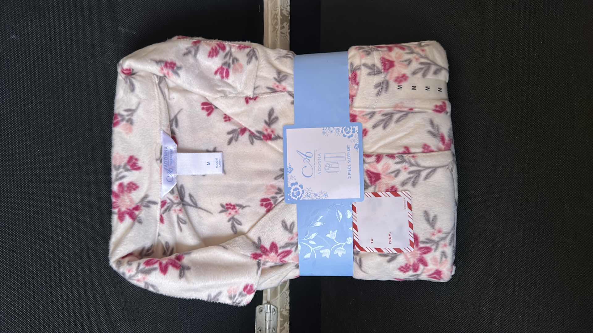 Photo 1 of ADONNA TWO PIECE SLEEP SET - SIZE M