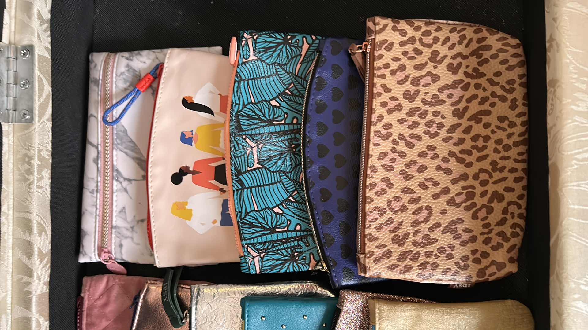 Photo 1 of 16 SMALL TRAVEL/MAKEUP BAGS