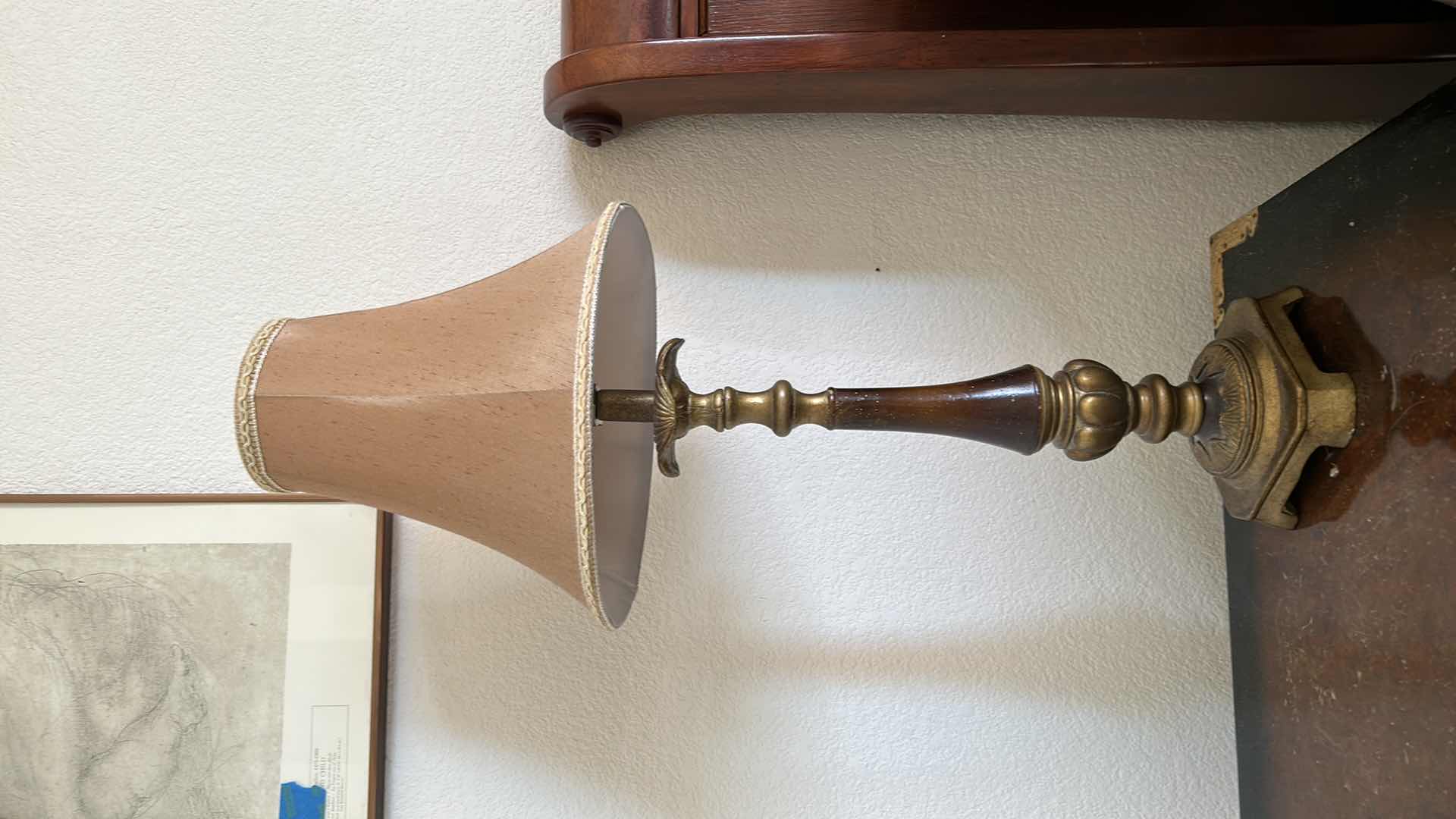 Photo 1 of VINTAGE TABLE LAMP