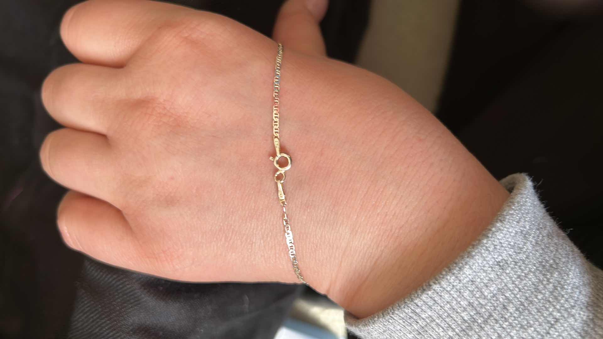 Photo 1 of STERLING SILVER CHAIN WITH SILVER TONE PENDANT