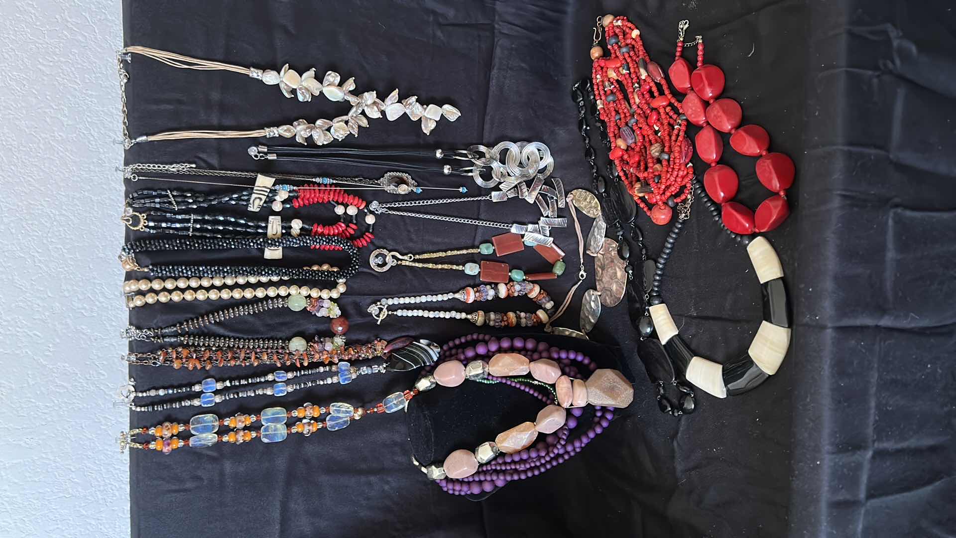 Photo 1 of VARIOUS STYLES OF COSTUME NECKLACES