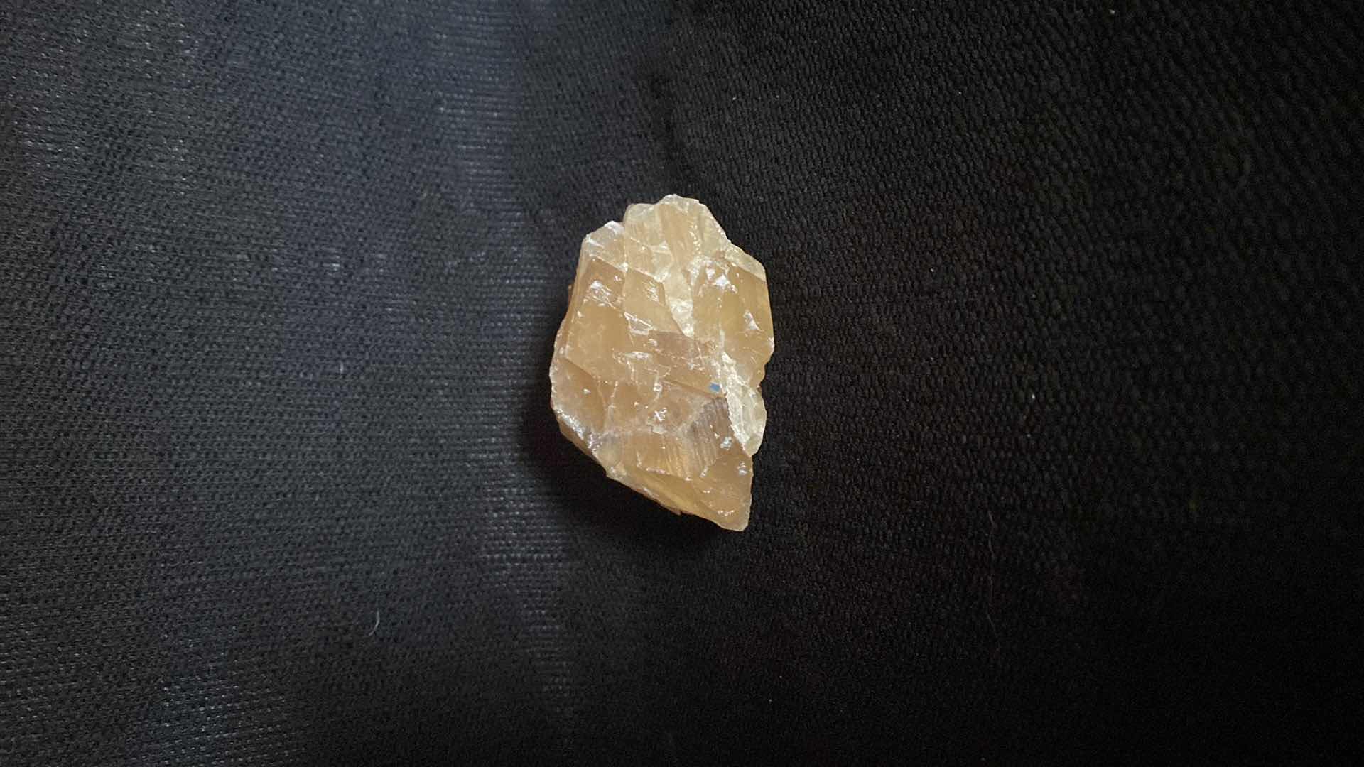 Photo 1 of CALCITE STONE