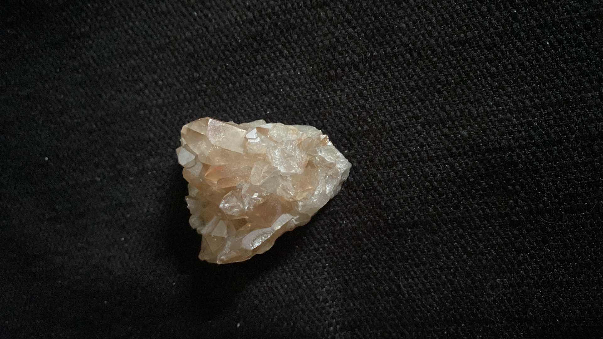 Photo 1 of FERRGINOUS QUARTZ STONE