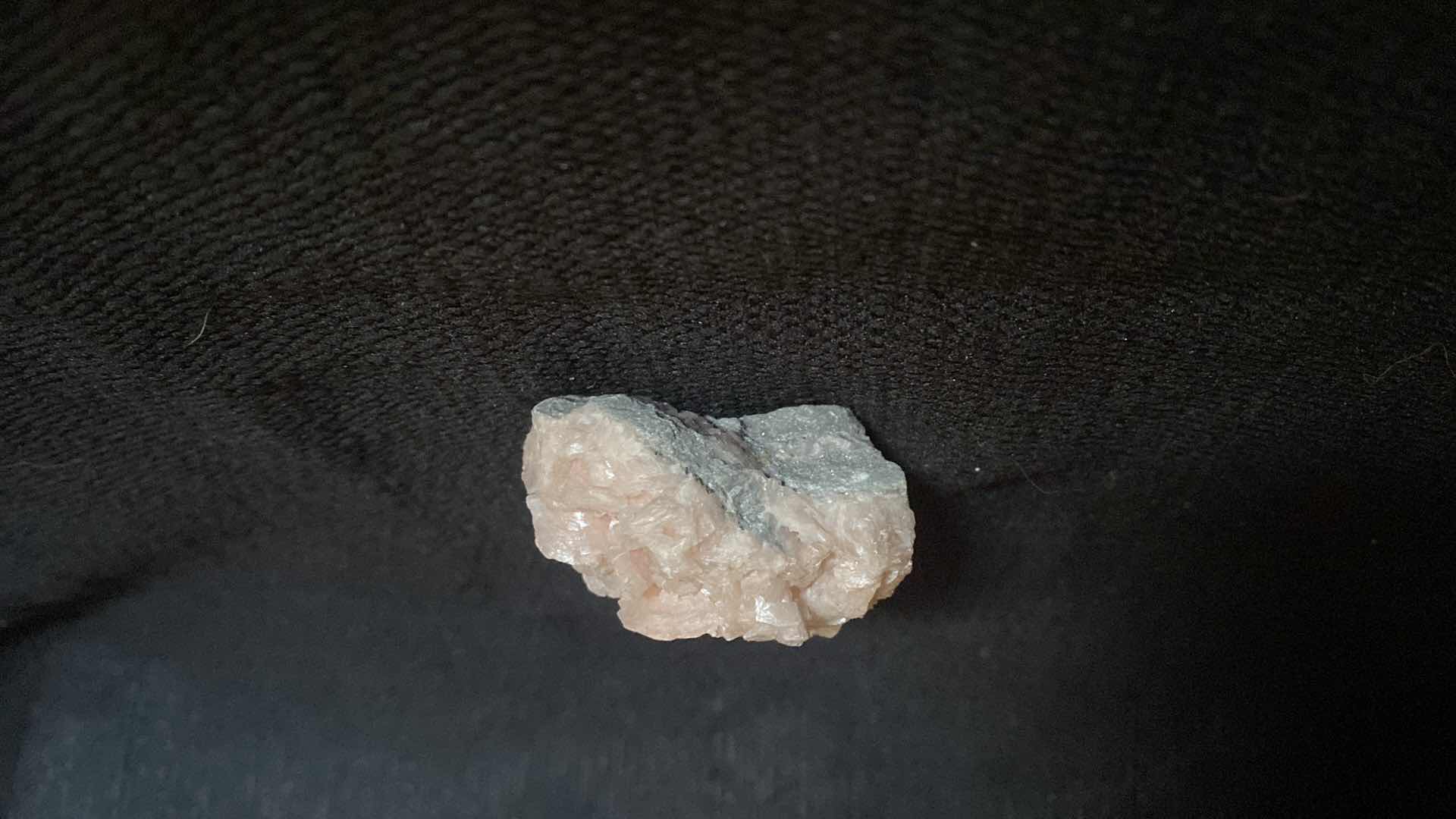 Photo 1 of PINK STILBITE