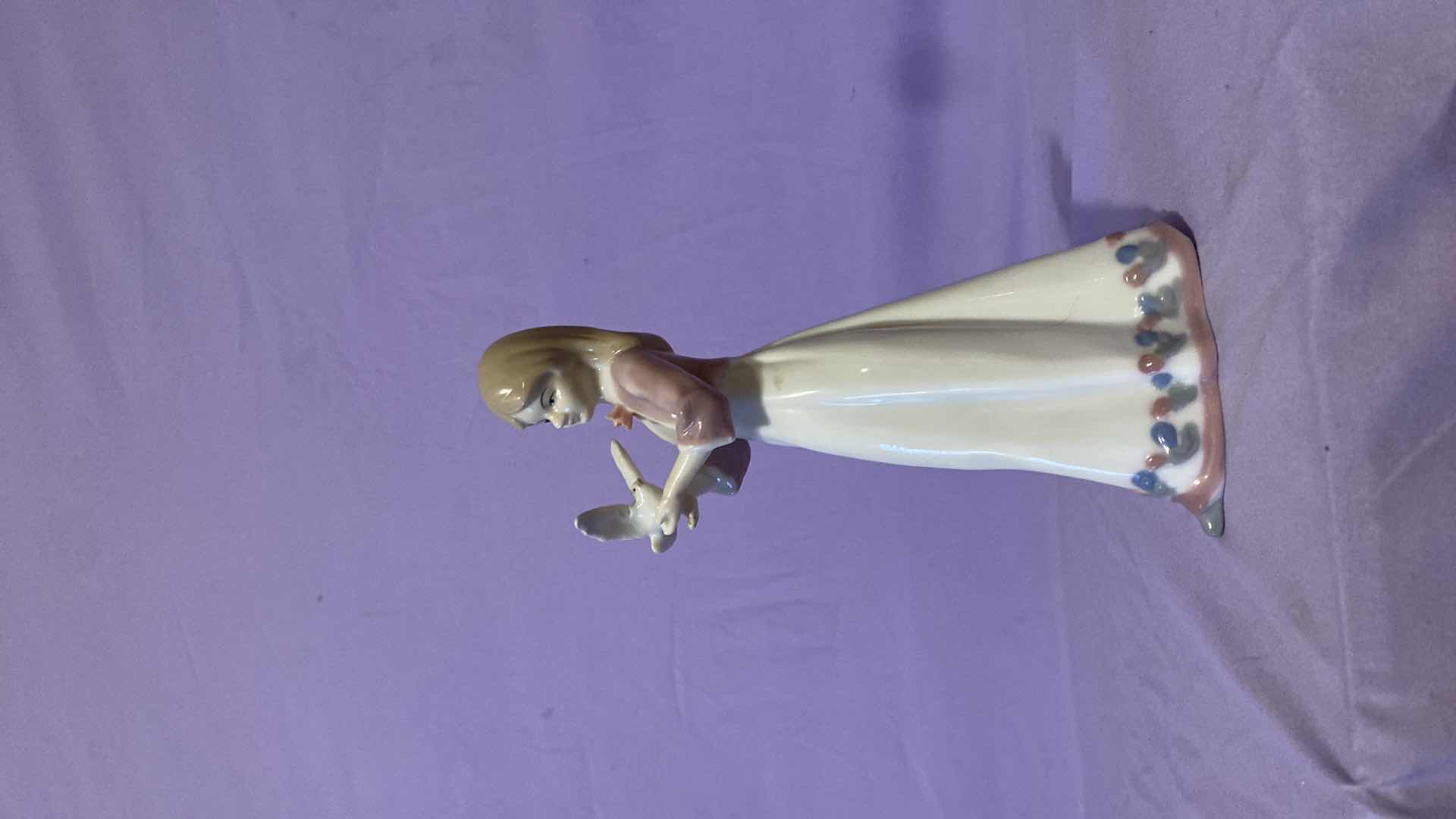 Photo 1 of CERAMIC GIRL HOLDING A DOVE