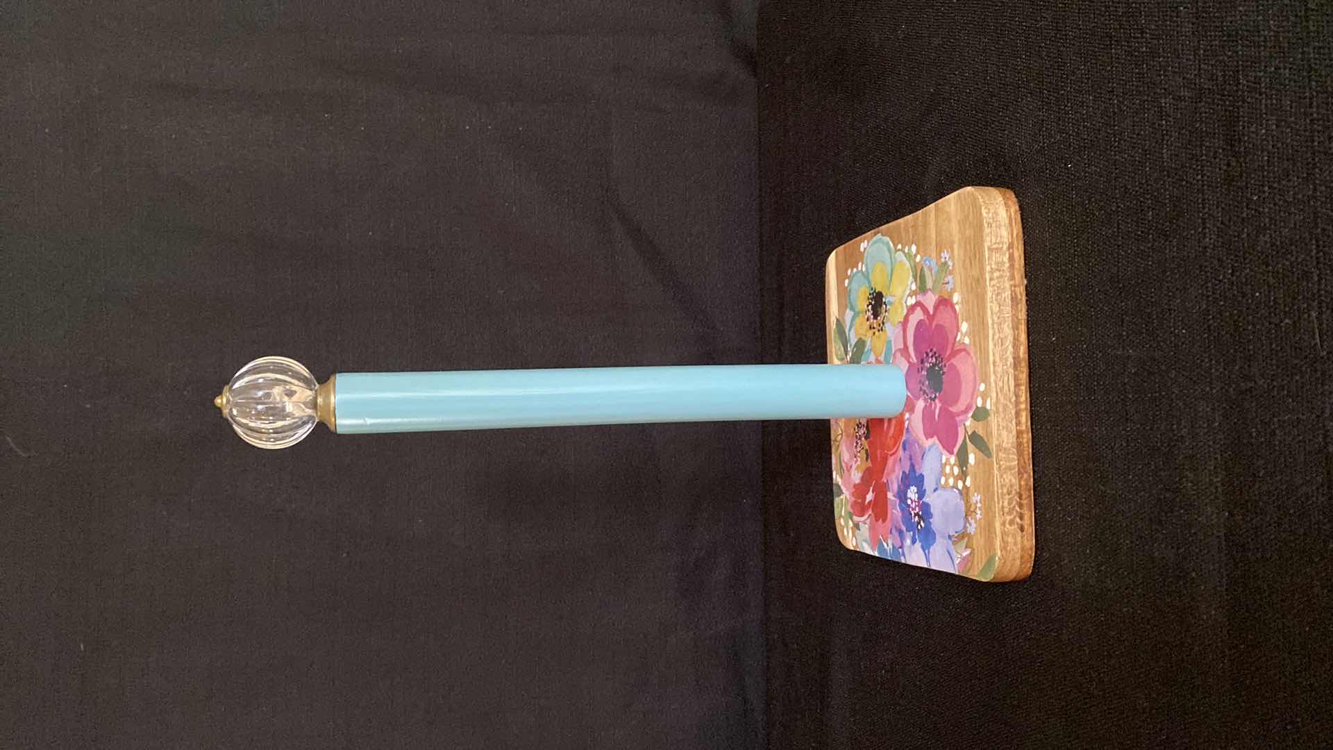 Photo 1 of THE PIONEER WOMAN PAPER TOWEL HOLDER