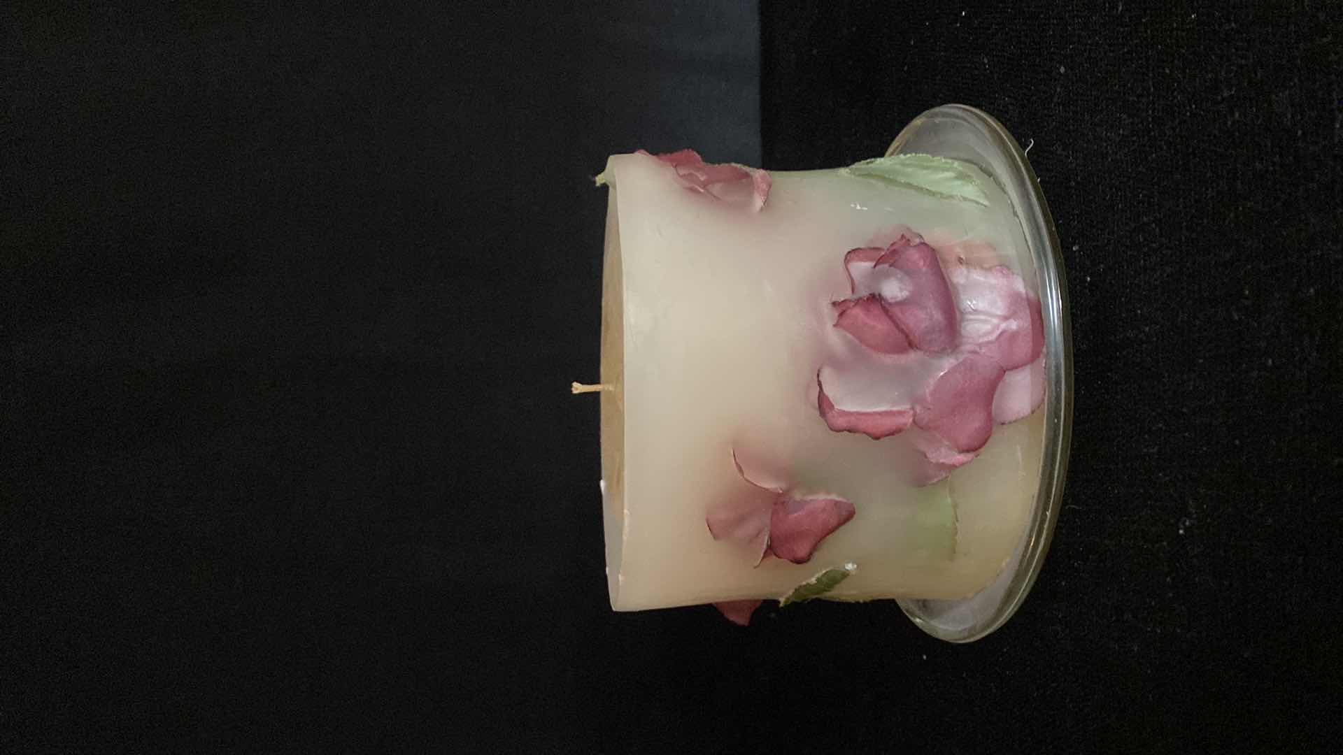 Photo 1 of DECORATIVE CANDLE