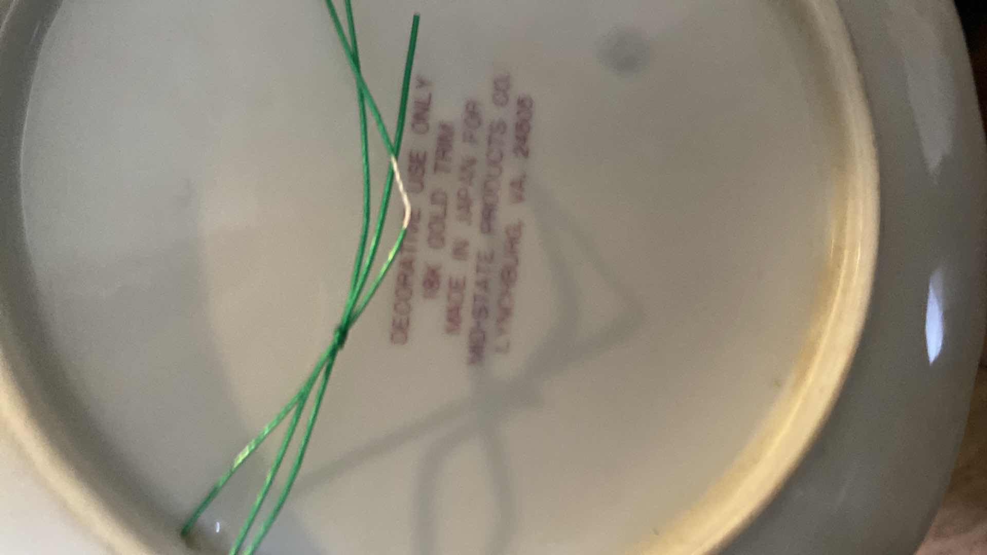 Photo 1 of DECORATIVE 18KT GOLD TRIMMED “THE LORDS PRAYER” PLATE