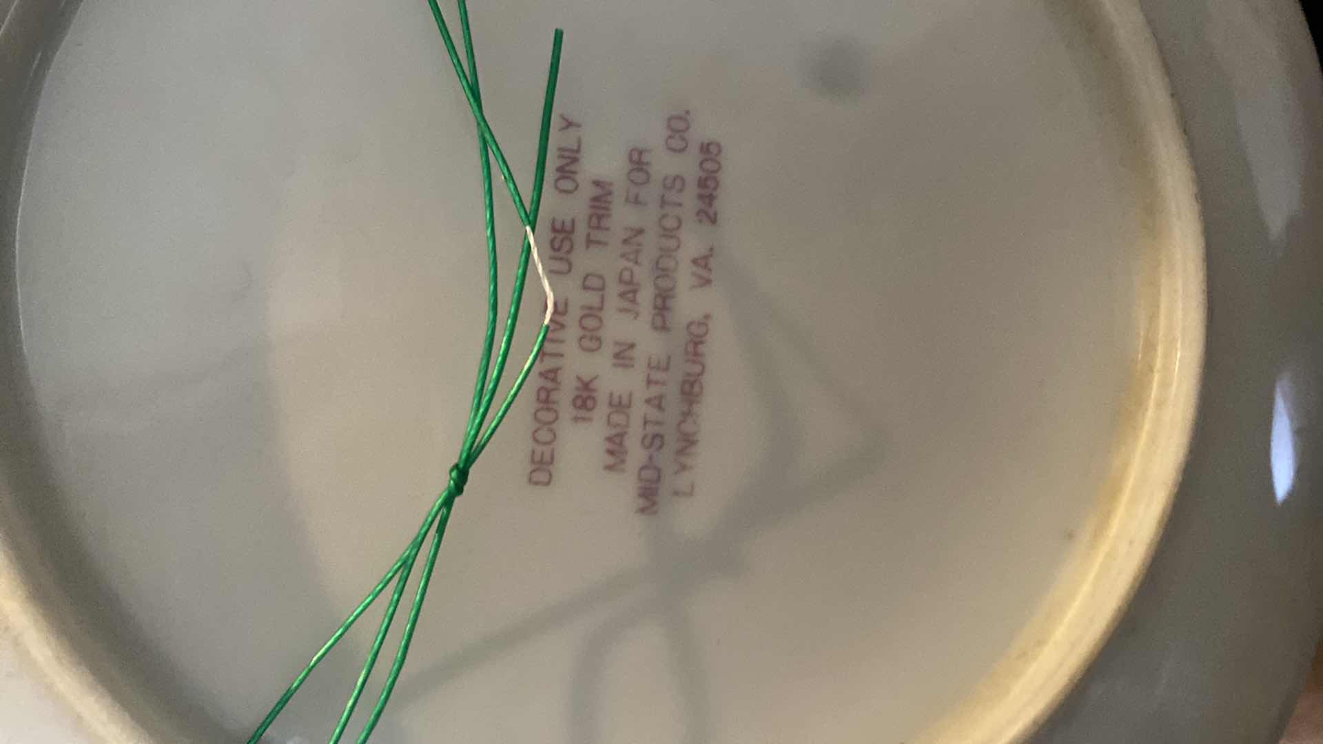 Photo 1 of DECORATIVE 18KT GOLD TRIMMED “THE LORDS PRAYER” PLATE