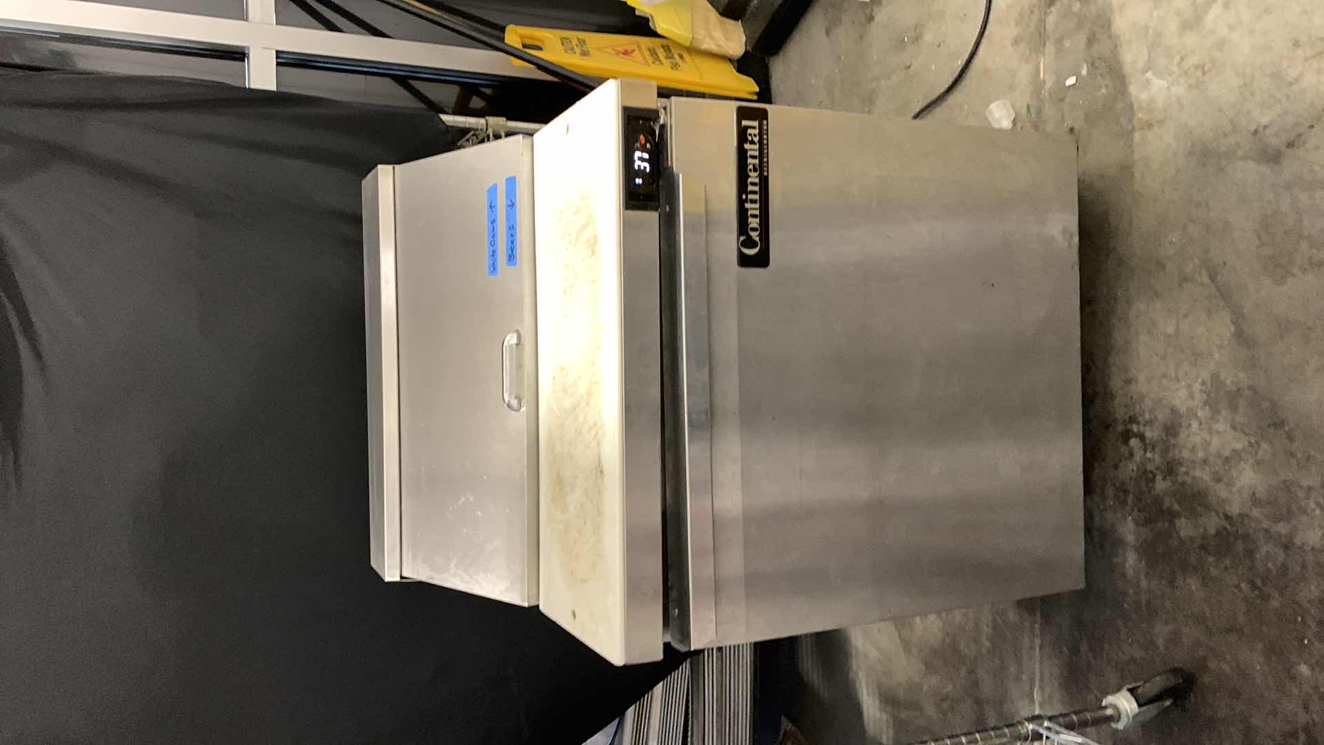 Photo 2 of CONTINENTAL REFRIGERATOR