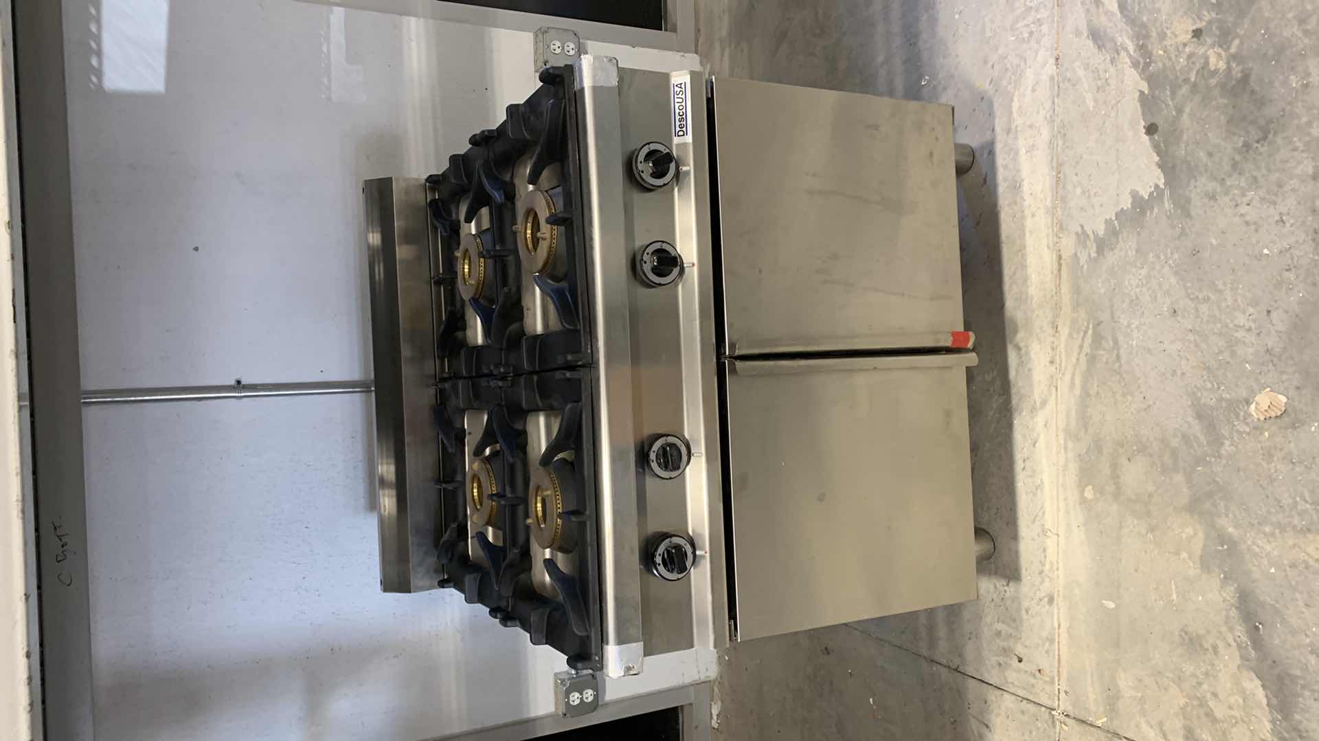 Photo 1 of DESCRIPTION USA GAS RANGE 35.5” x 35.5” x H 40”