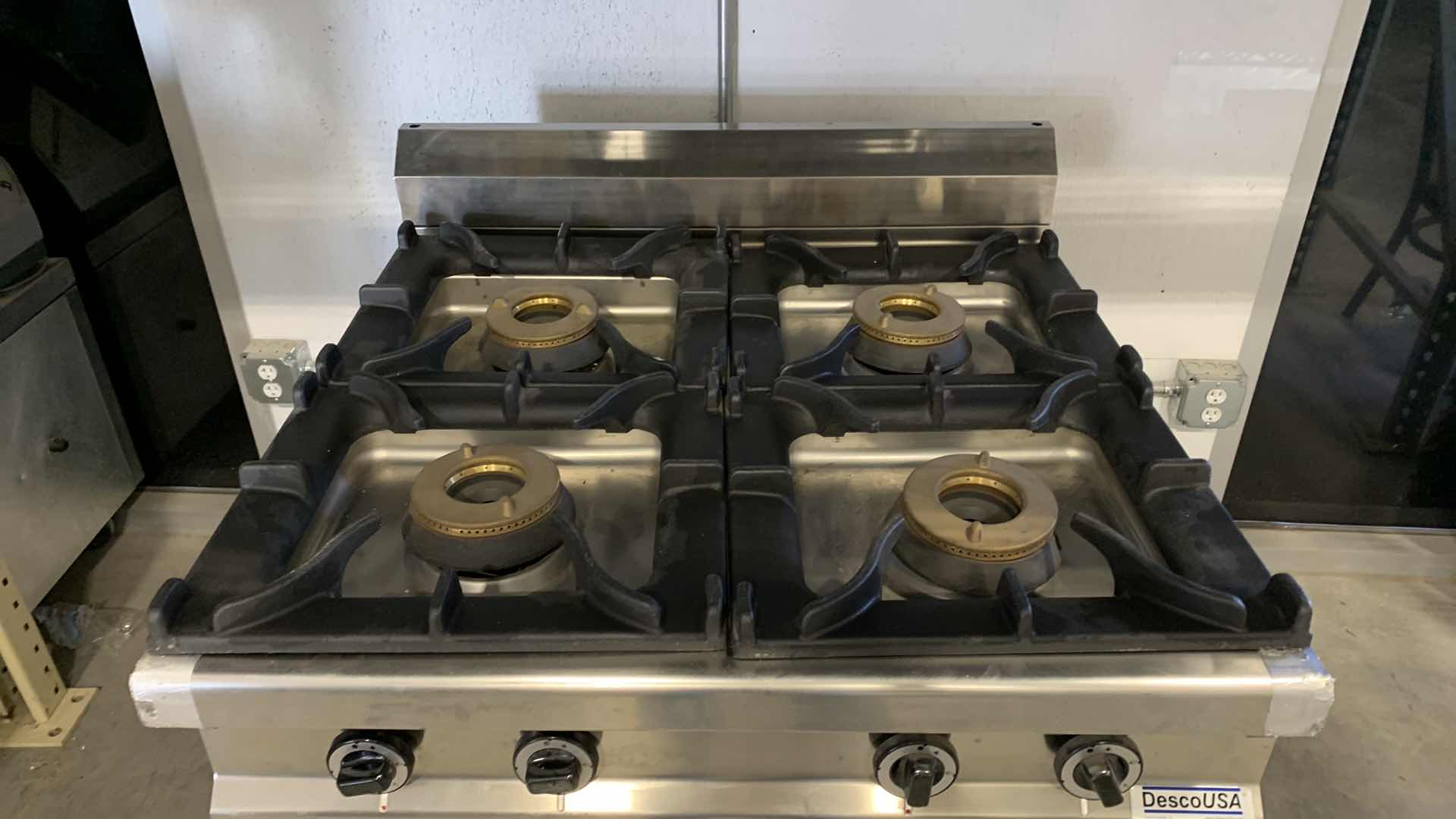 Photo 1 of DESCRIPTION USA GAS RANGE 35.5” x 35.5” x H 40”