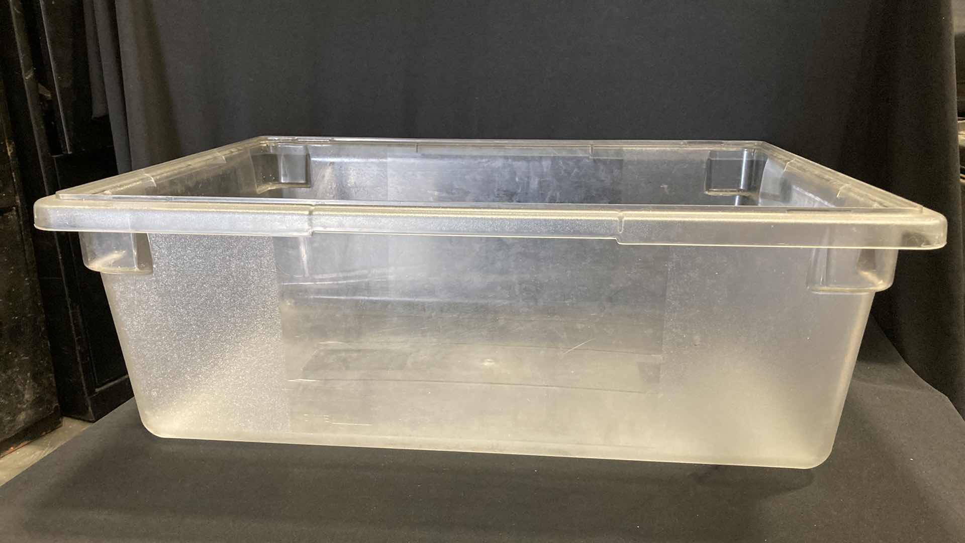 Photo 1 of CARLISLE CLEAR FOOD STORAGE BIN 12.5GAL W LID