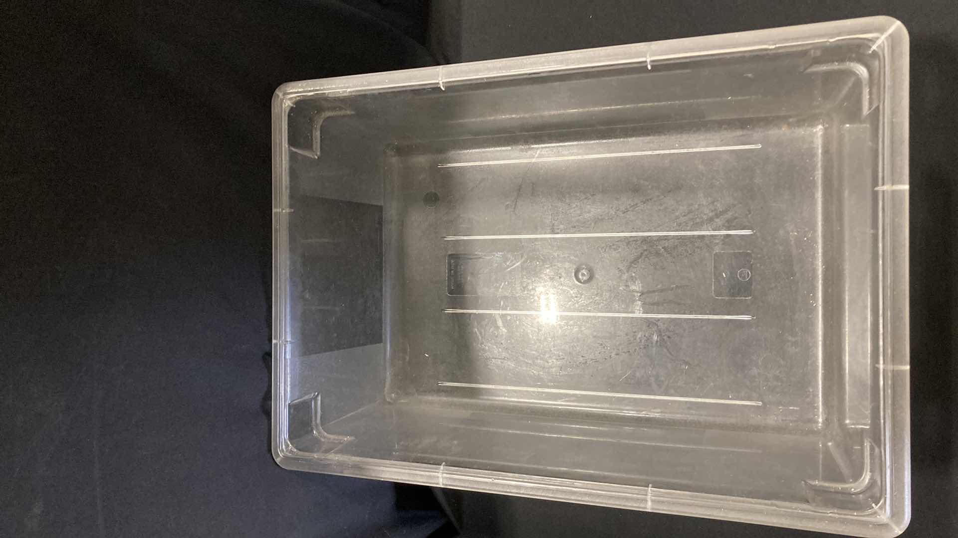 Photo 1 of CARLISLE CLEAR FOOD STORAGE BIN 12.5GAL W LID