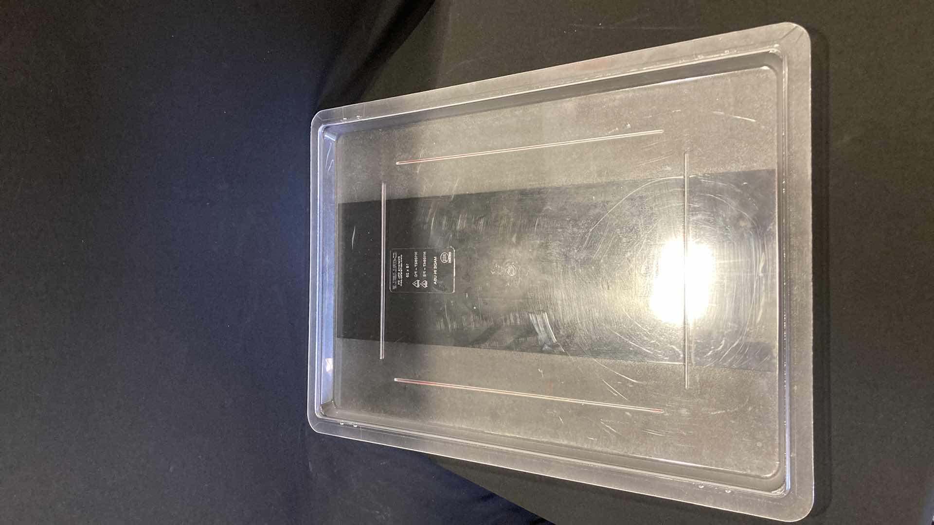 Photo 1 of CARLISLE CLEAR FOOD STORAGE BIN 8.5GAL W LID