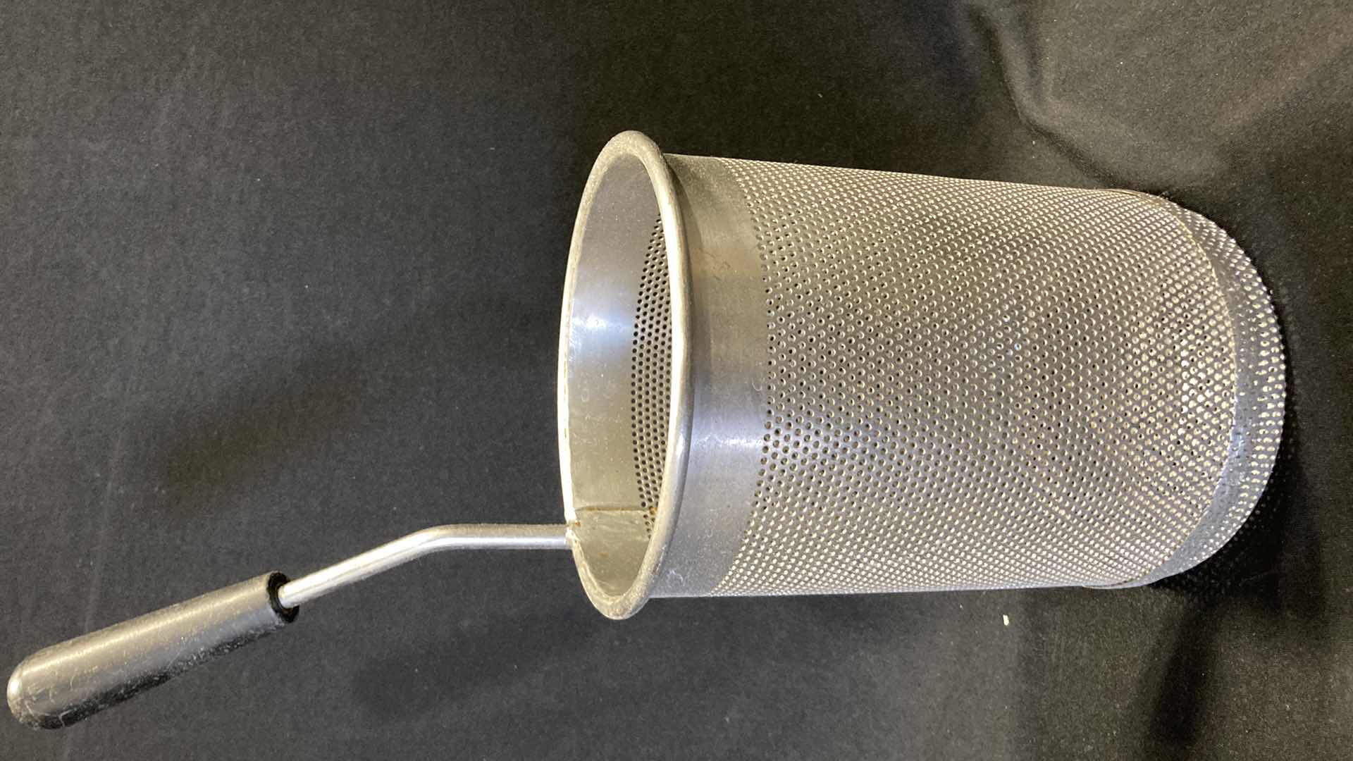 Photo 1 of STAINLESS STEEL PASTA COOKING BASKET 5.75” X 12.5”