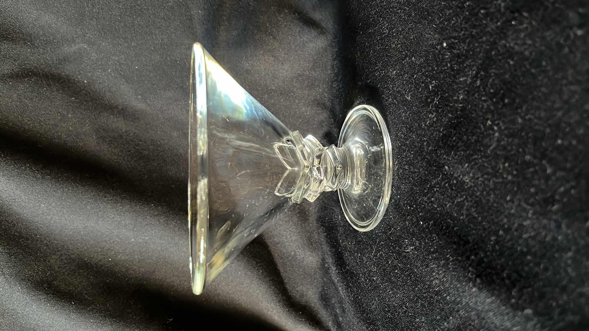 Photo 1 of MARTINI STYLE GLASSES VARIOUS STYLES 4”-9” W CRATE (18)