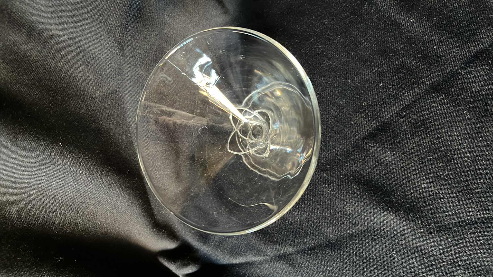 Photo 1 of MARTINI STYLE GLASSES VARIOUS STYLES 4”-9” W CRATE (18)